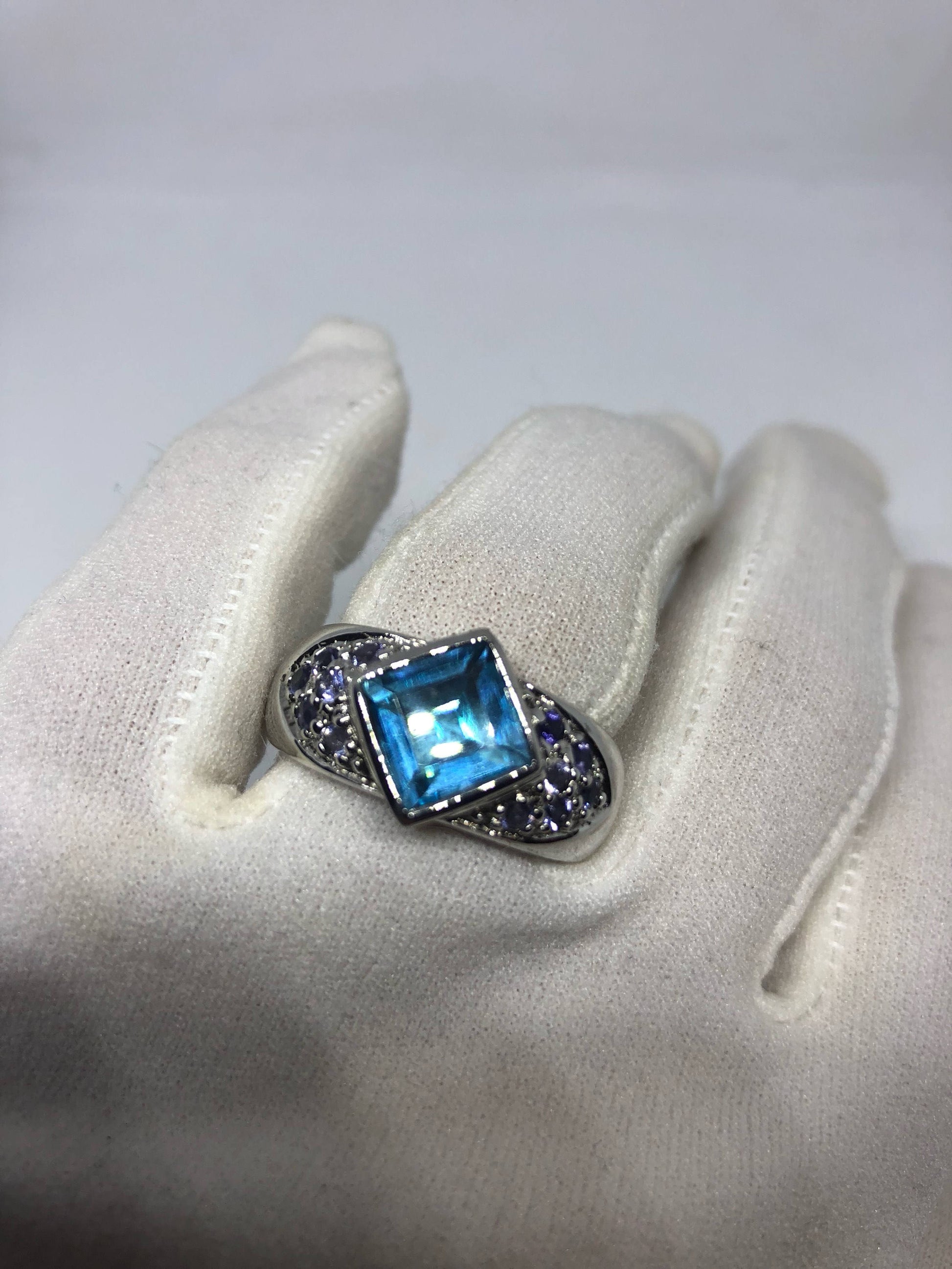 Vintage London Blue Topaz 925 Sterling Silver Ring