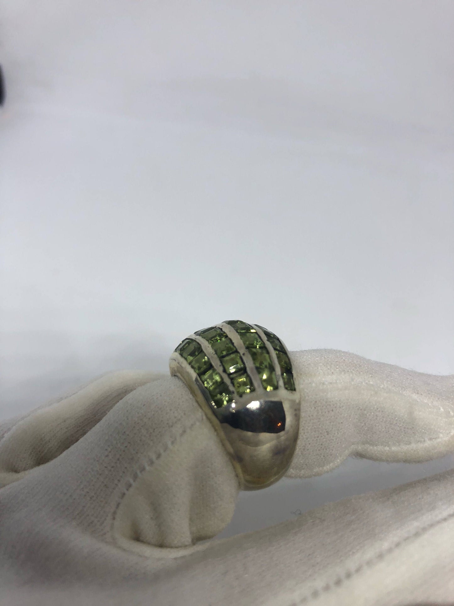 Vintage Green Peridot 925 Sterling Silver Wedding Band Ring