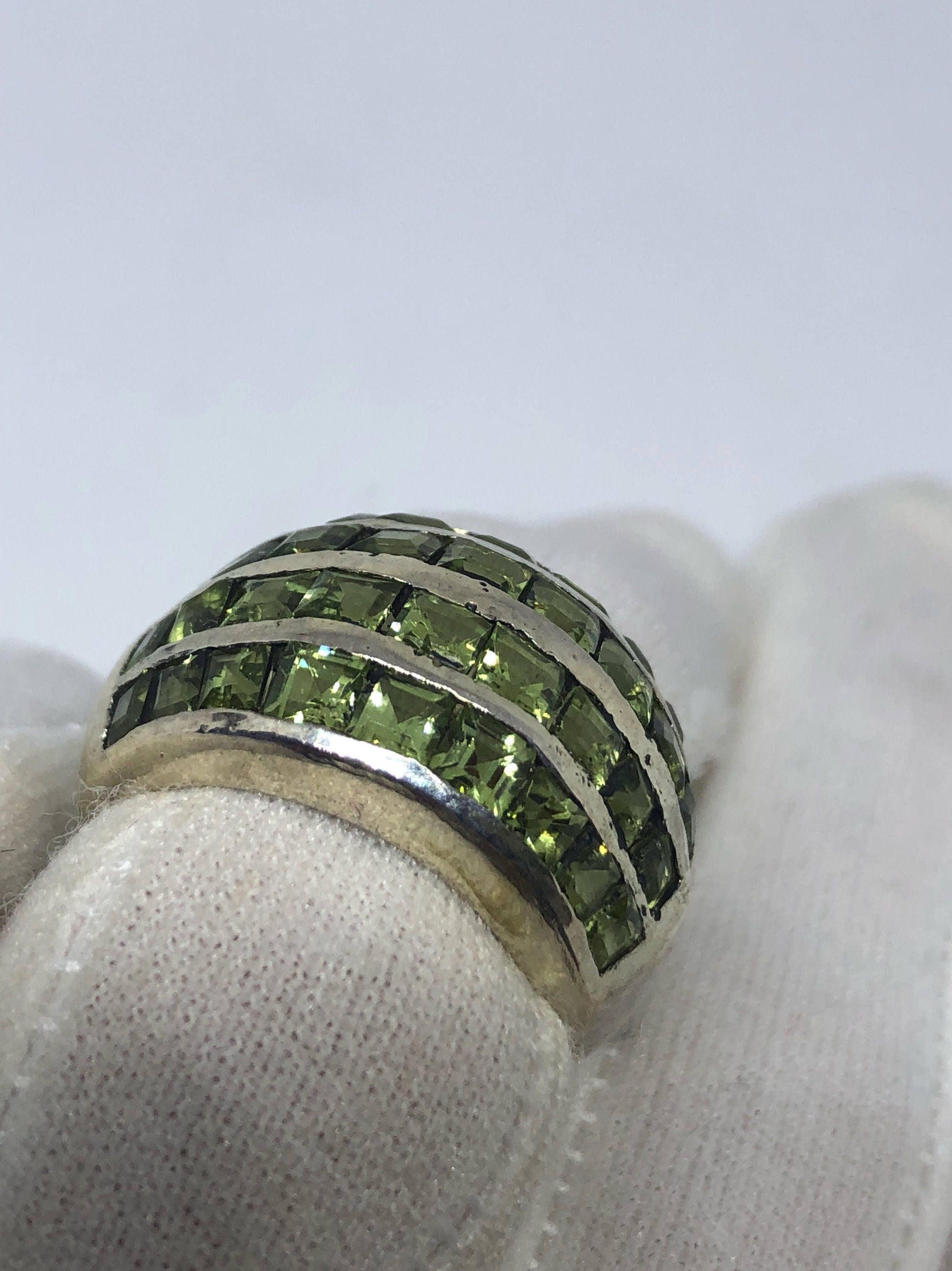 Vintage Green Peridot 925 Sterling Silver Wedding Band Ring