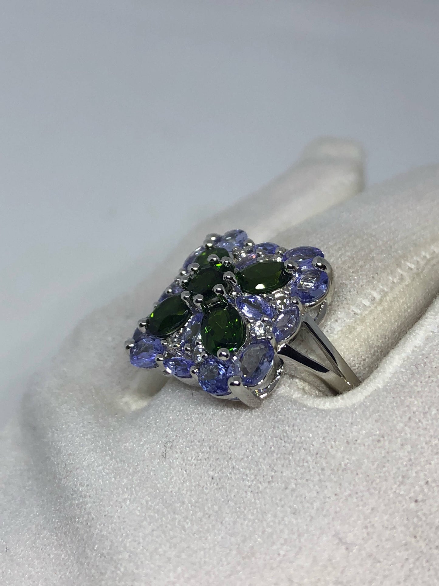 Vintage Handmade Genuine Green Chrome Diopside Tanzanite Filigree Setting 925 Sterling Silver Gothic Ring