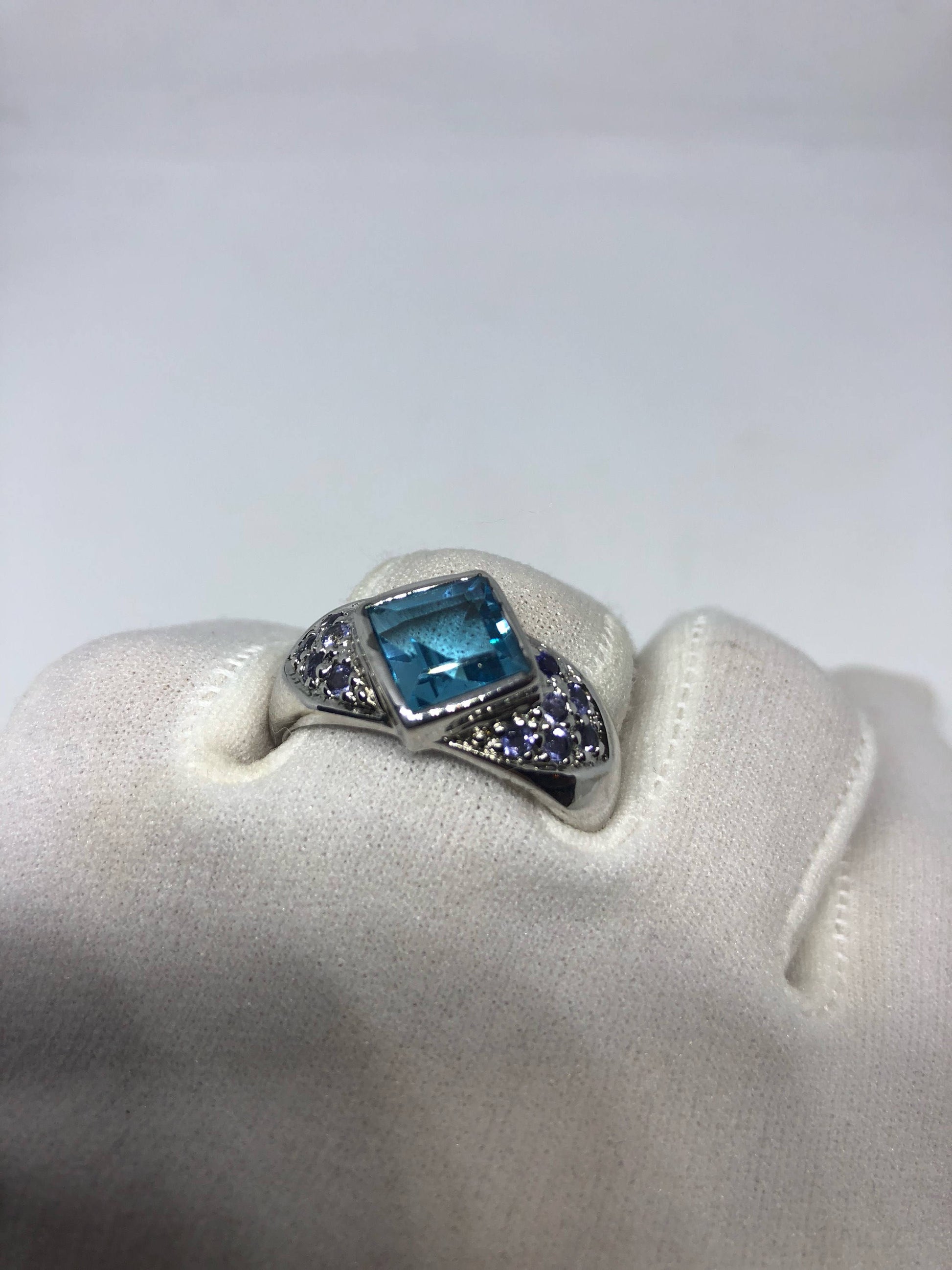 Vintage London Blue Topaz 925 Sterling Silver Ring