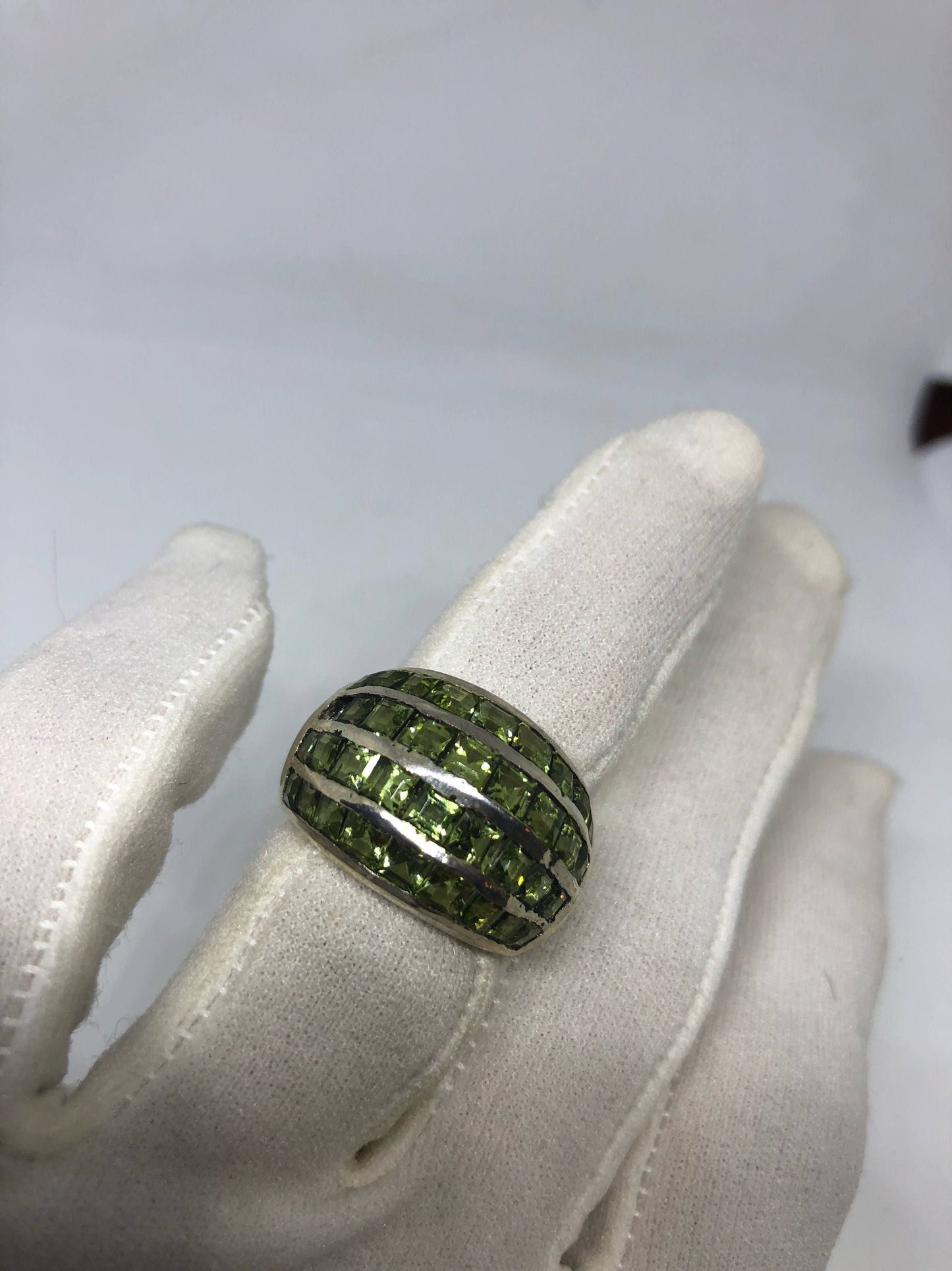 Vintage Green Peridot 925 Sterling Silver Wedding Band Ring