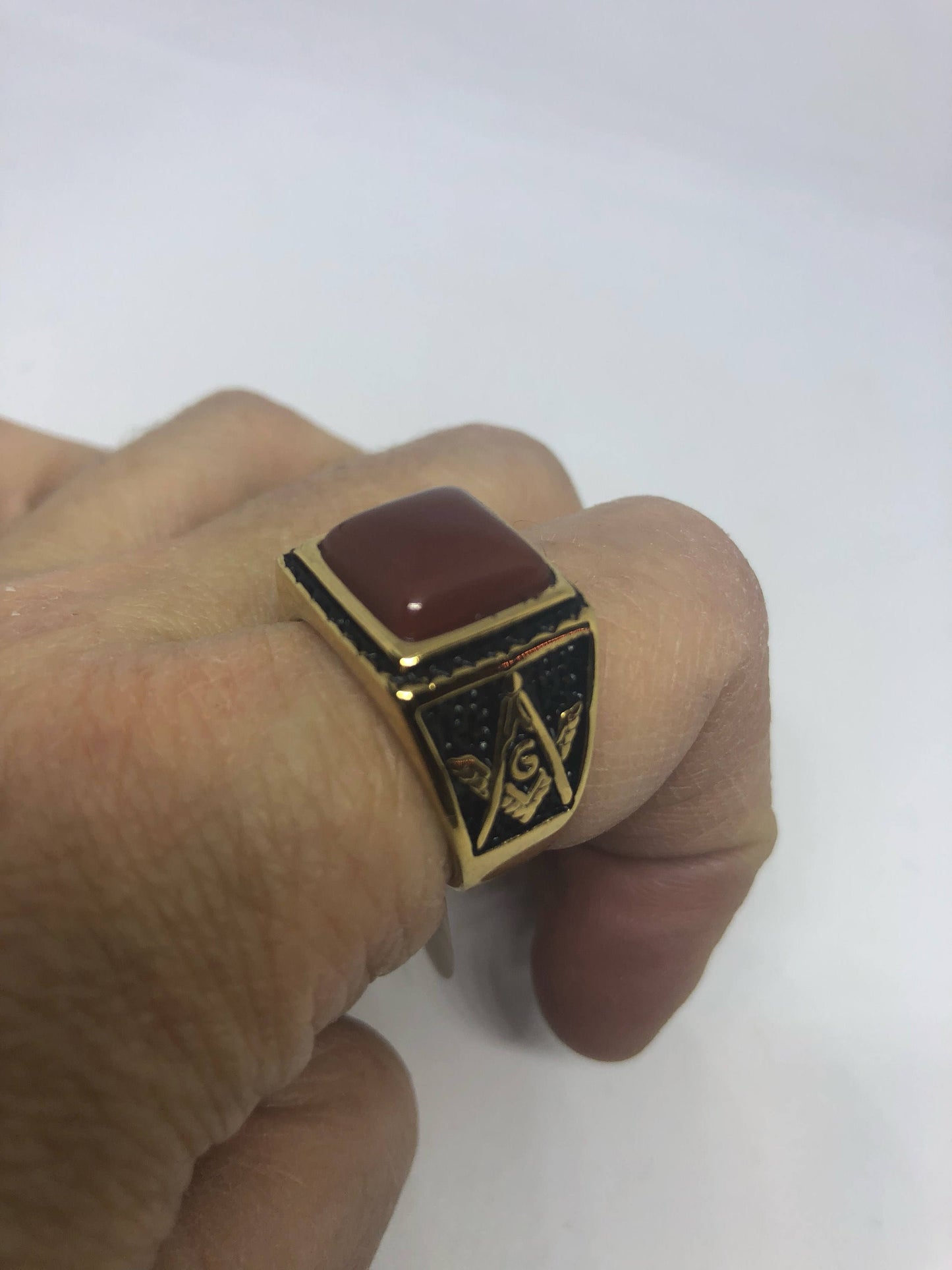Vintage Gothic Gold Finished Genuine Red Carnelian Free Mason Mens Ring