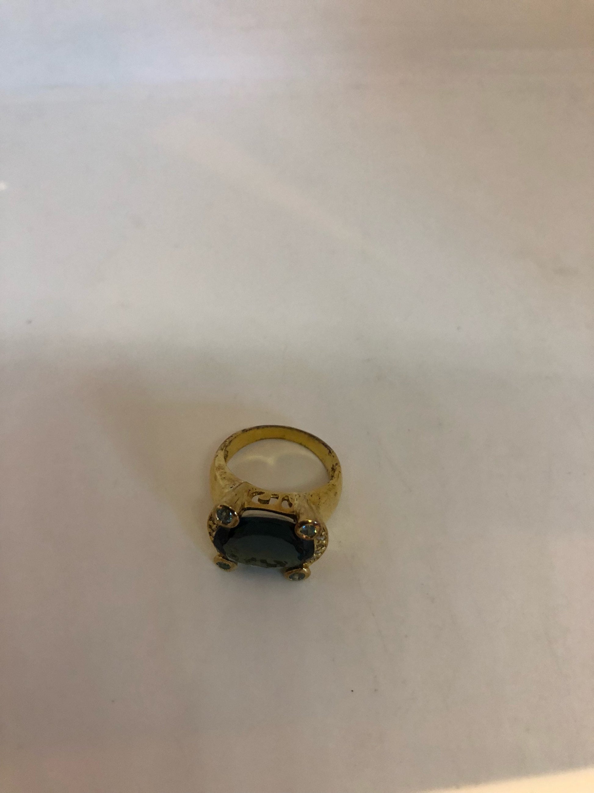 Vintage Genuine London Blue Topaz Golden 925 Sterling Silver Ring size 5