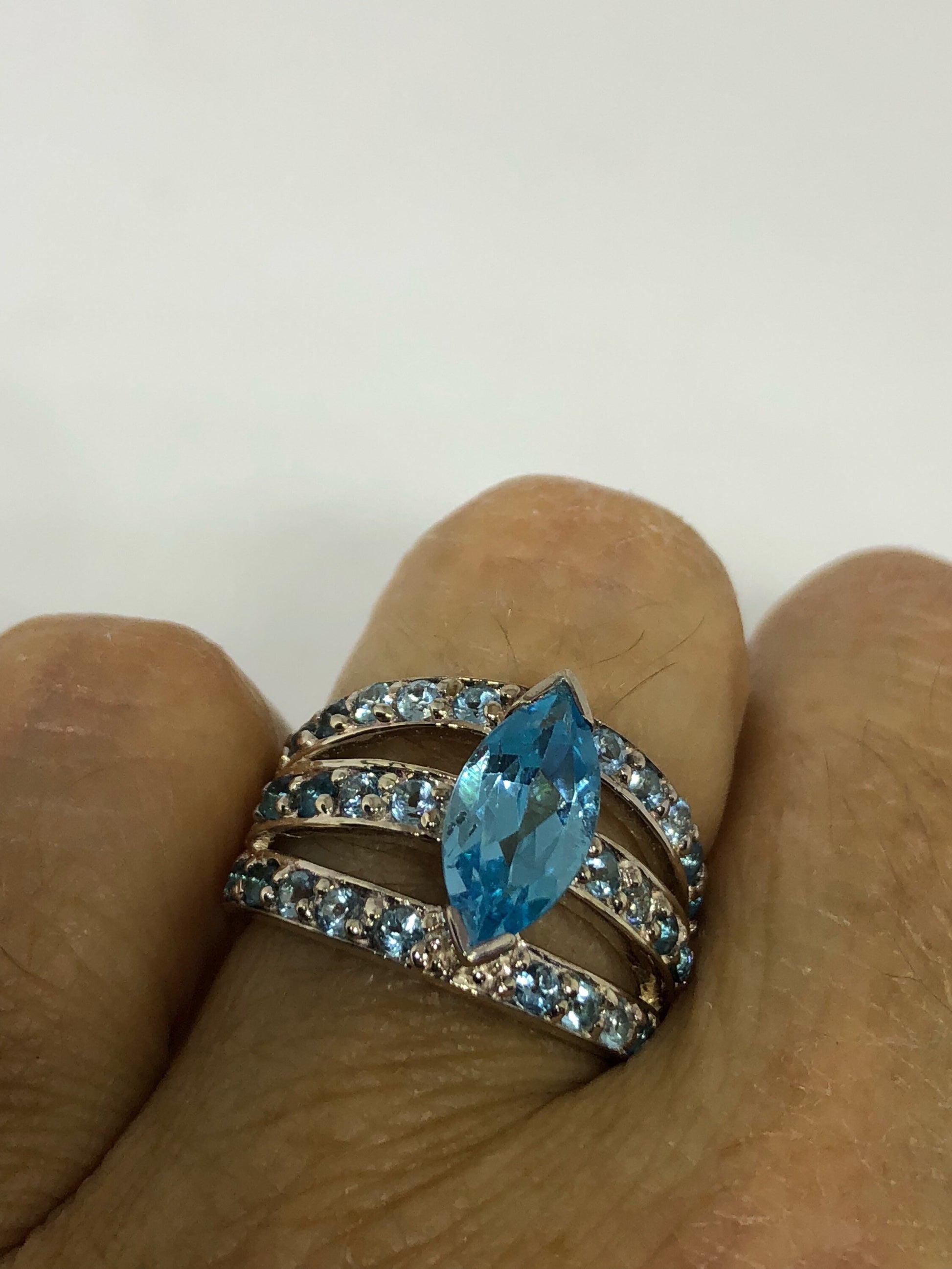Vintage genuine blue topaz 925 sterling silver cocktail Ring