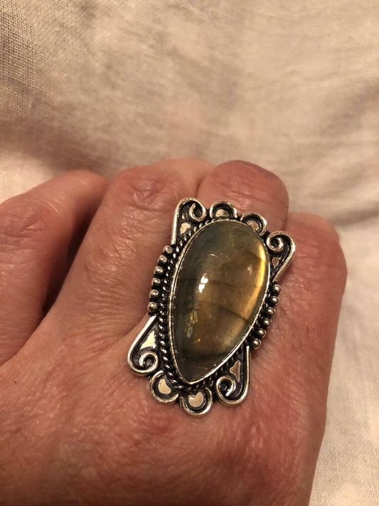 Vintage Large Blue Green Labradorite Stone Silver Ring