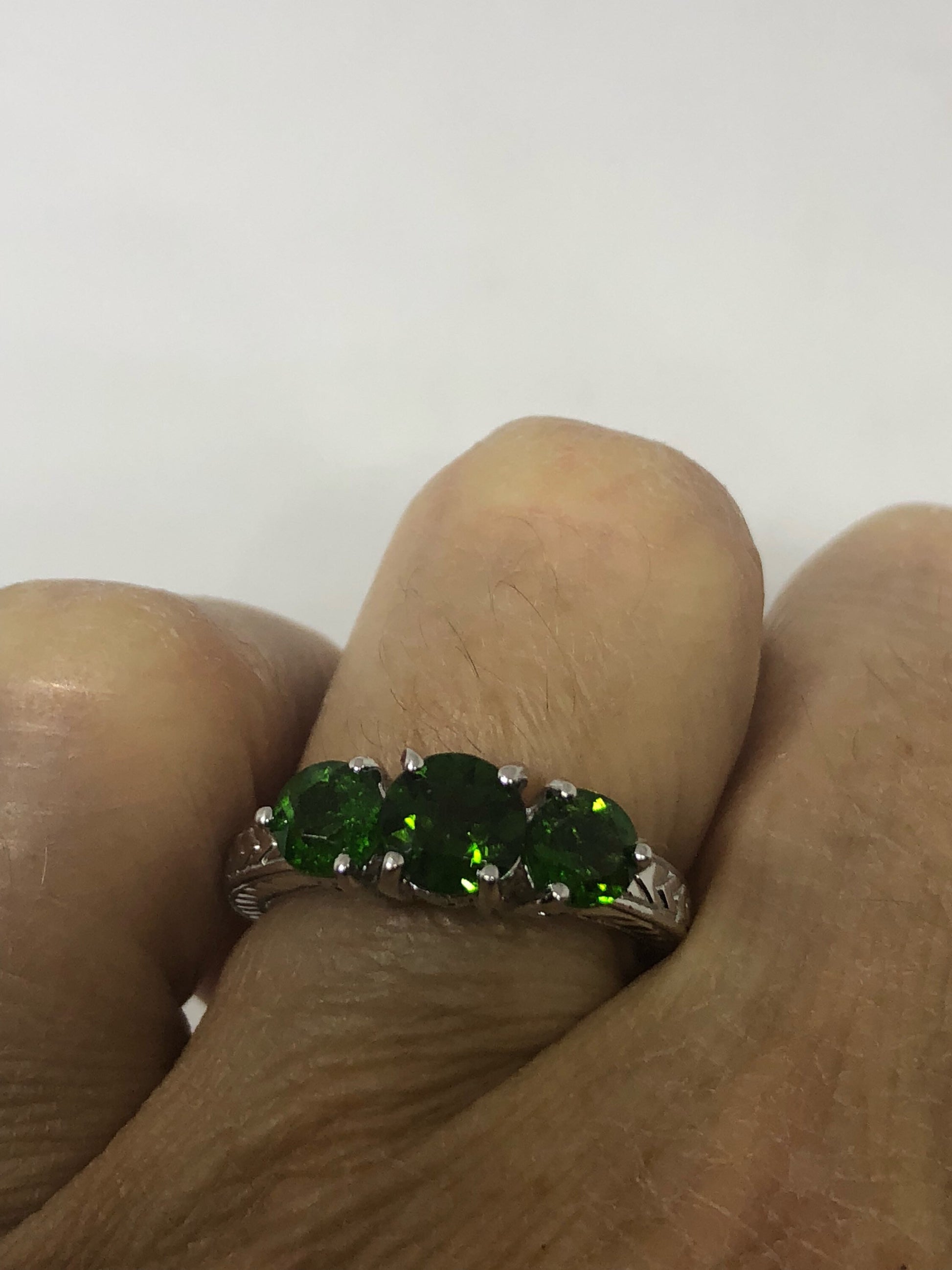 Vintage Handmade Green Chrome Diopside Filigree Setting Sterling Silver Gothic Ring