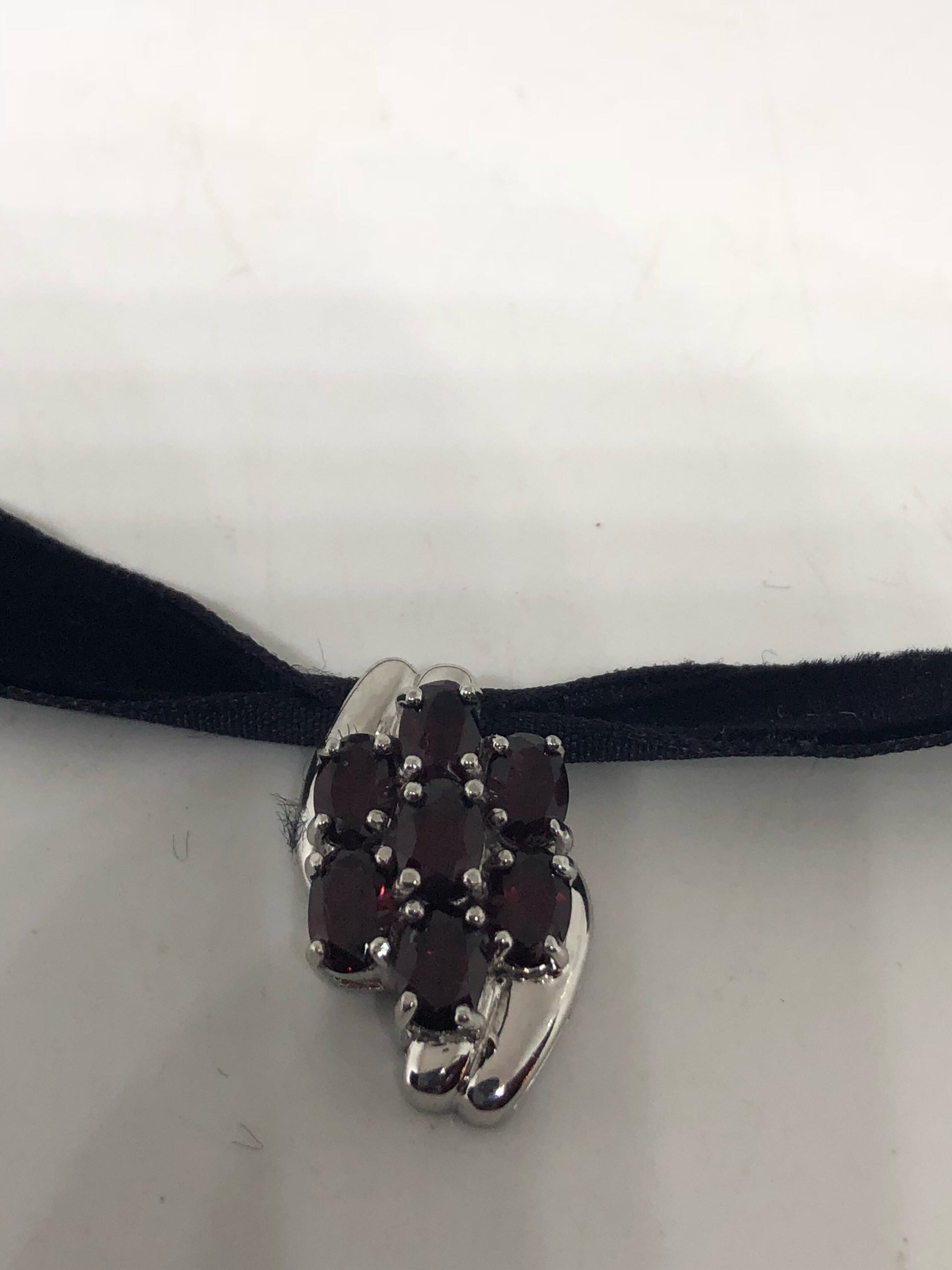 Vintage 925 Sterling Silver Red Garnet Choker Pendant Necklace