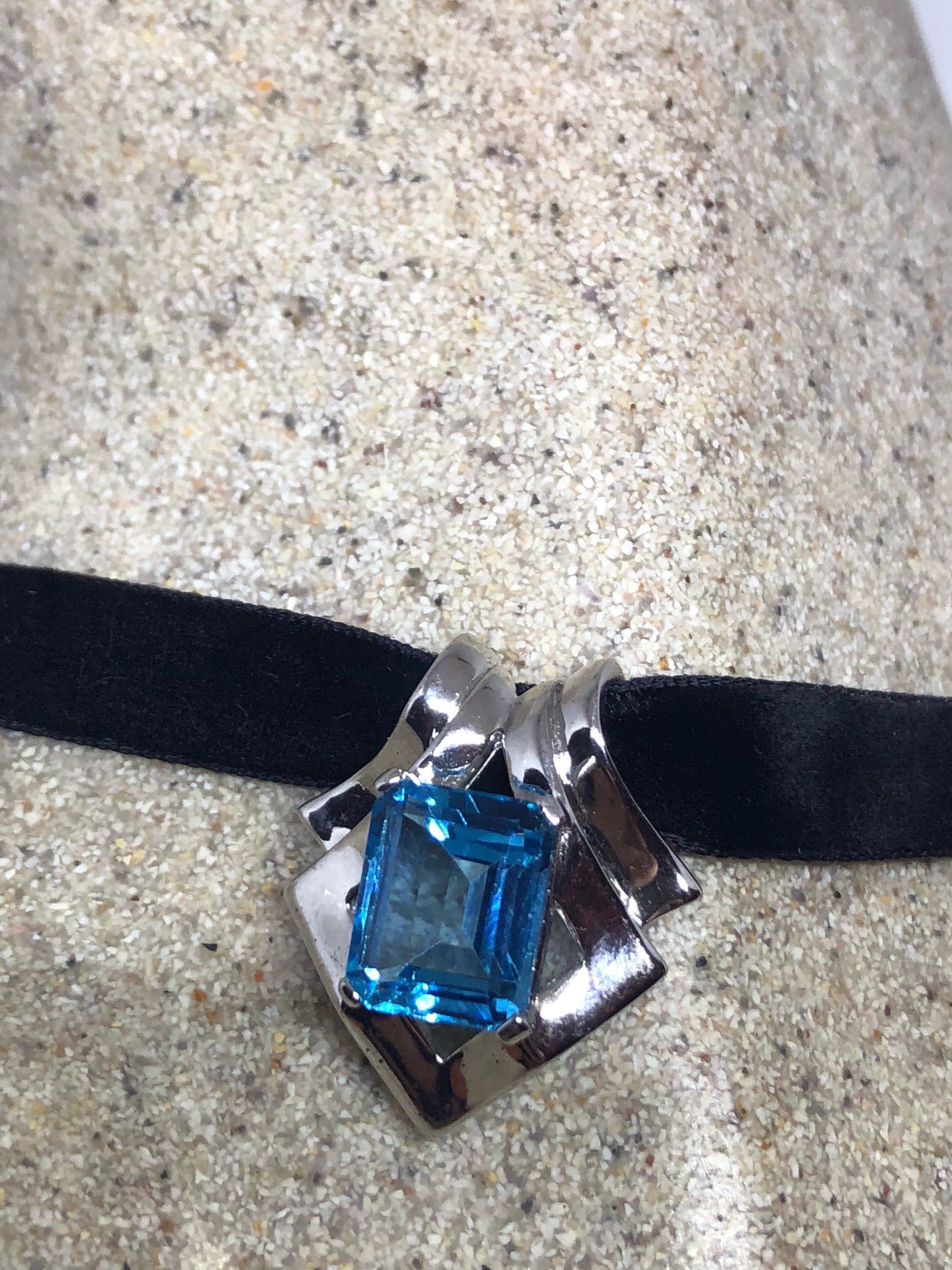 Vintage Genuine Deep Blue Topaz 925 Sterling Silver Necklace Pendant