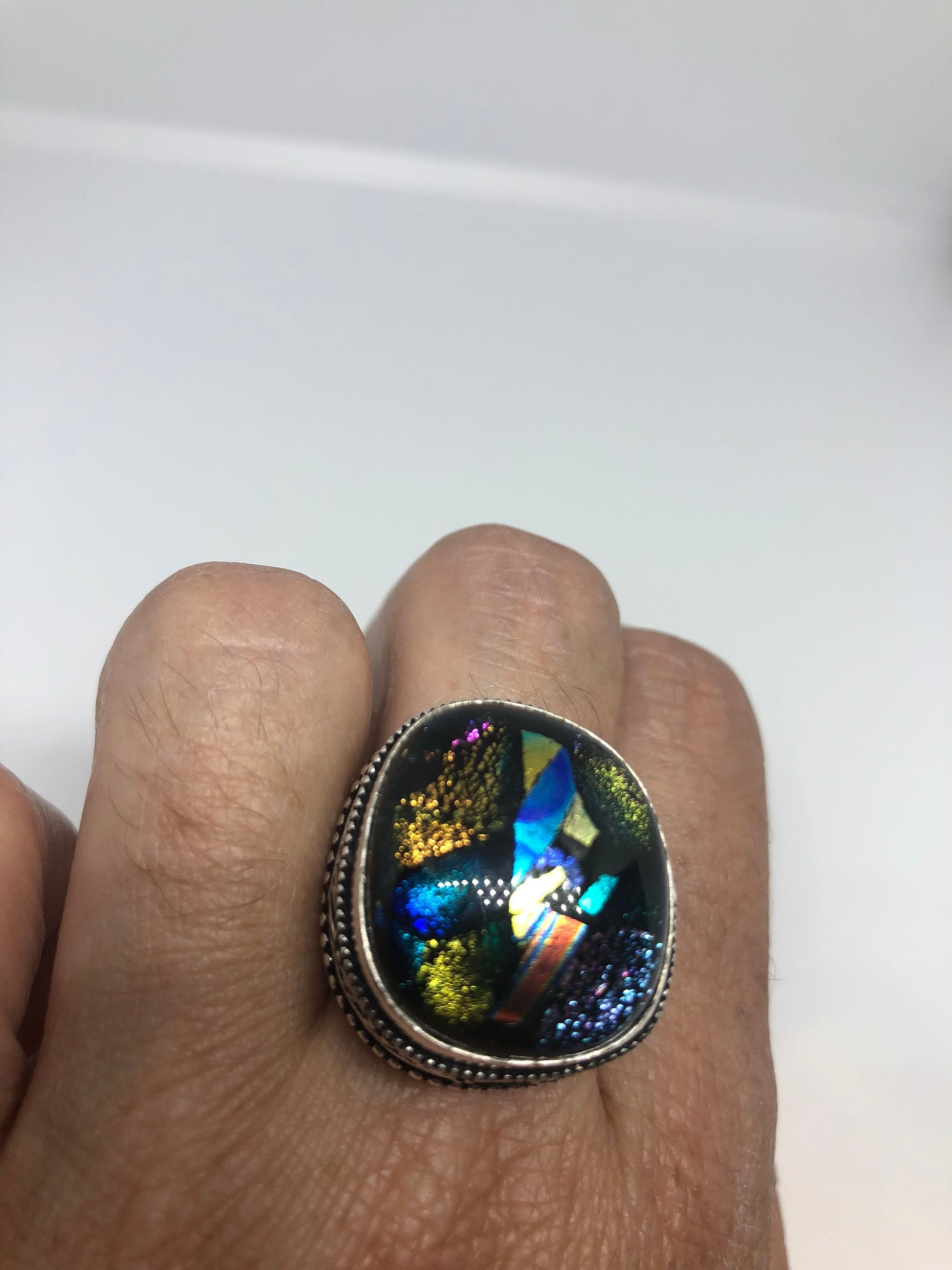 Vintage Vintage Art Glass Ring About an Inch Long Knuckle Ring