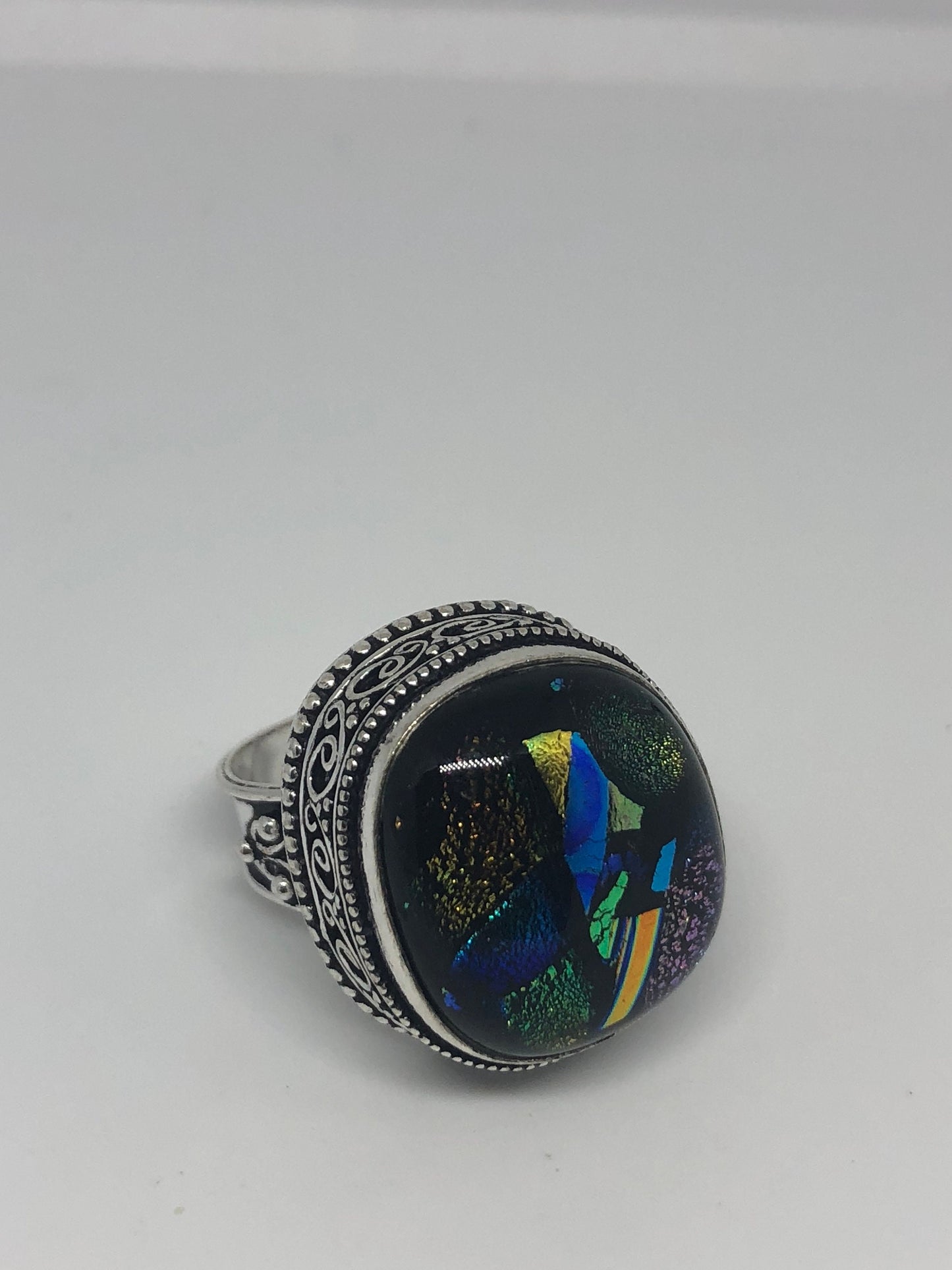 Vintage Vintage Art Glass Ring About an Inch Long Knuckle Ring