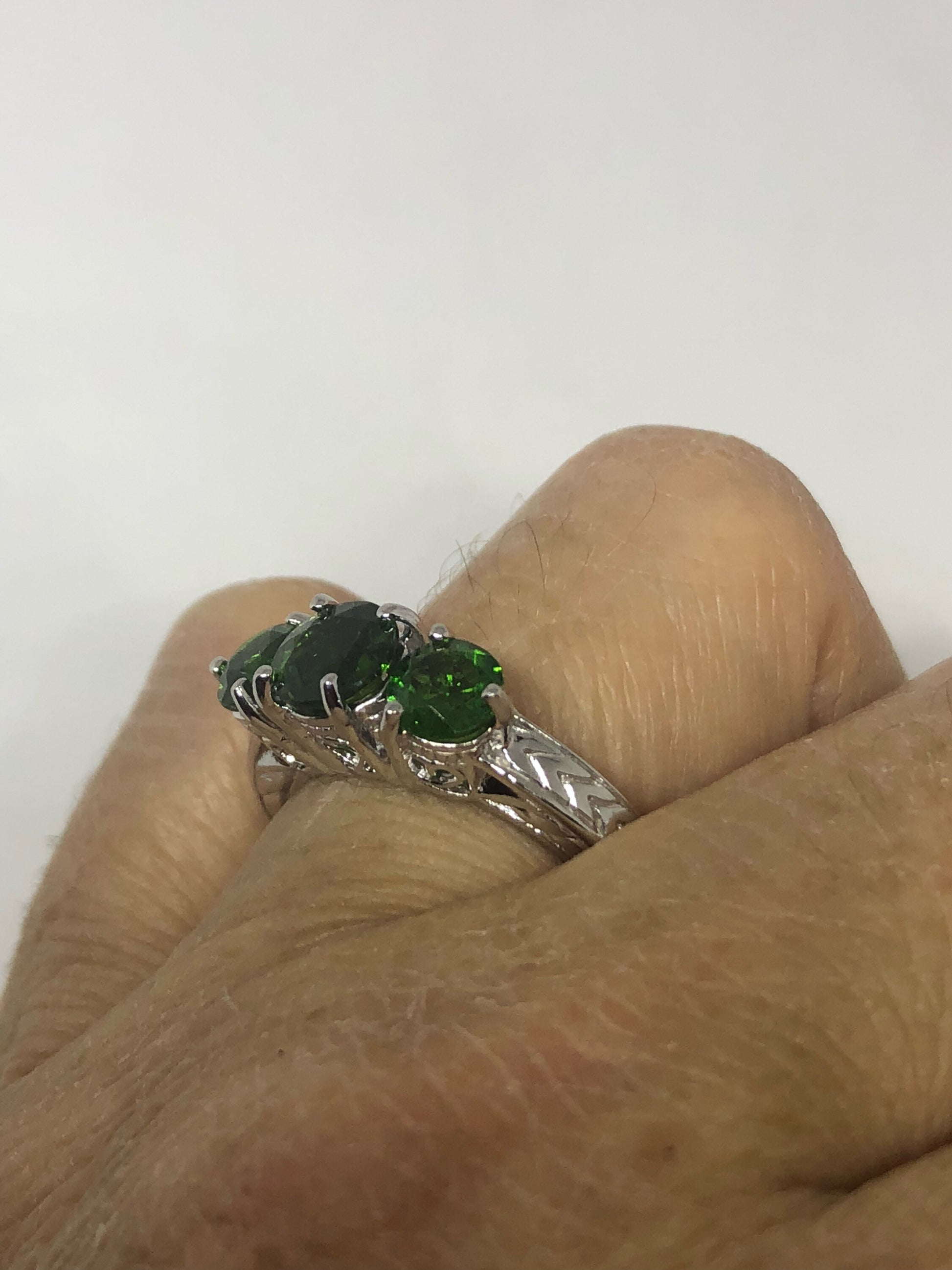 Vintage Handmade Green Chrome Diopside Filigree Setting Sterling Silver Gothic Ring