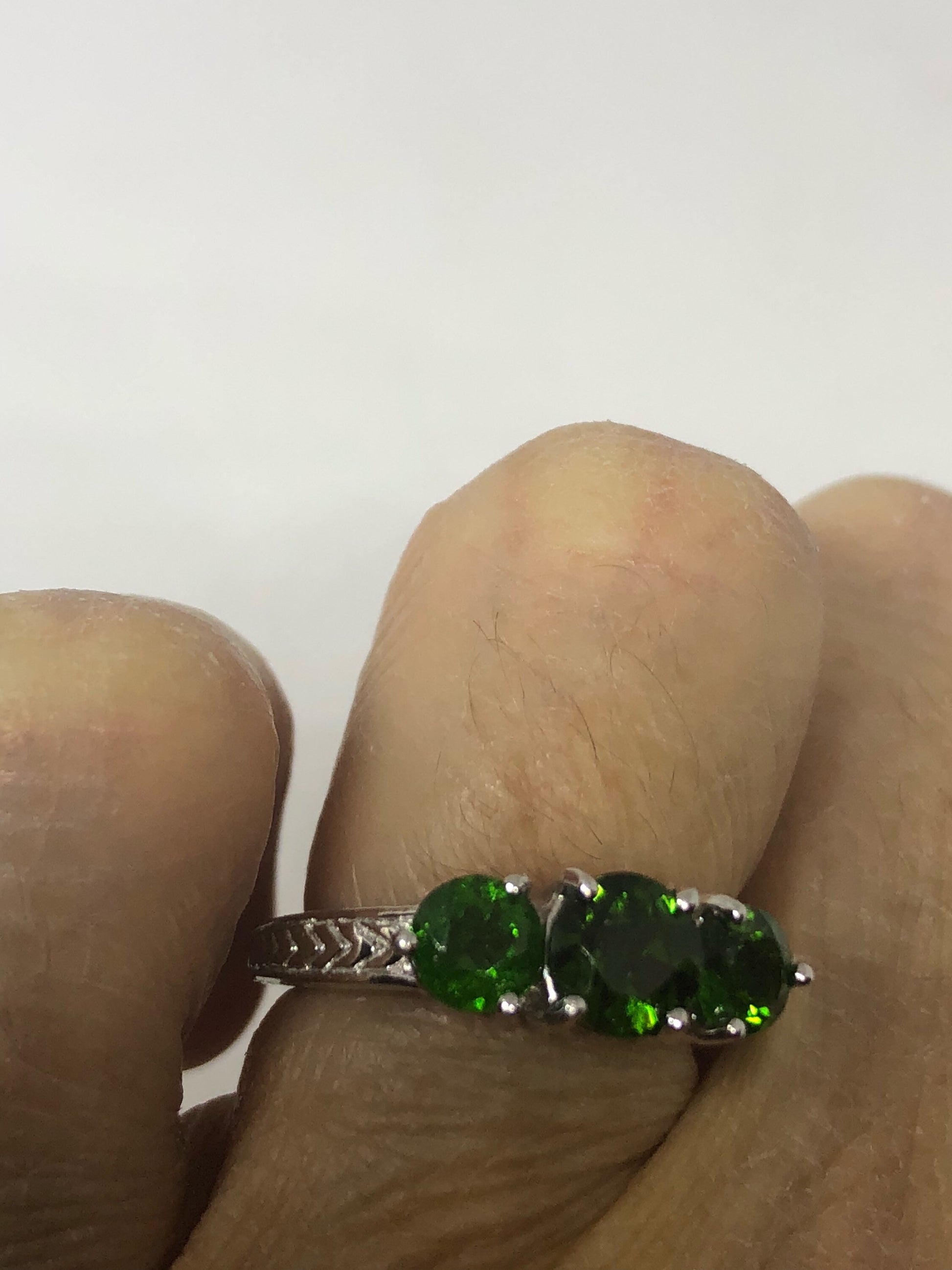 Vintage Handmade Green Chrome Diopside Filigree Setting Sterling Silver Gothic Ring