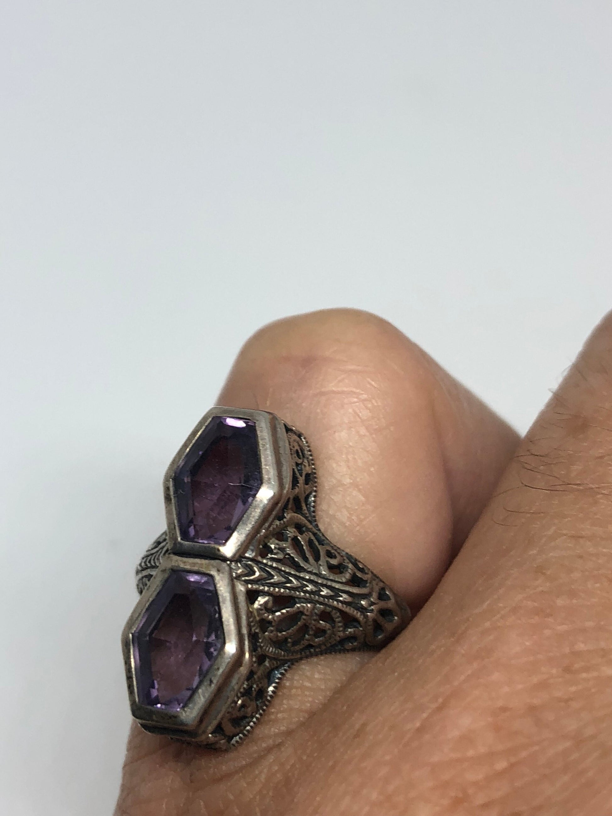 Vintage Handmade Deep Purple Genuine Amethyst Setting 925 Sterling Silver Gothic Ring