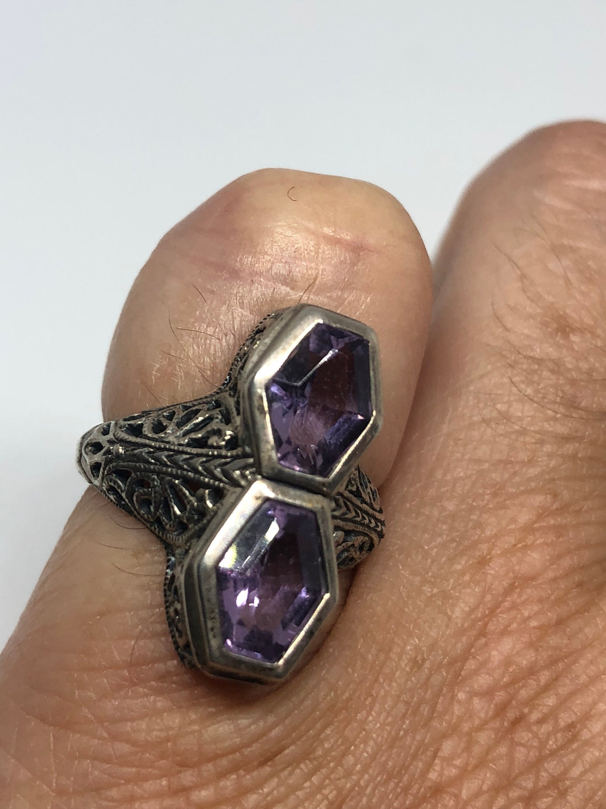 Vintage Handmade Deep Purple Genuine Amethyst Setting 925 Sterling Silver Gothic Ring