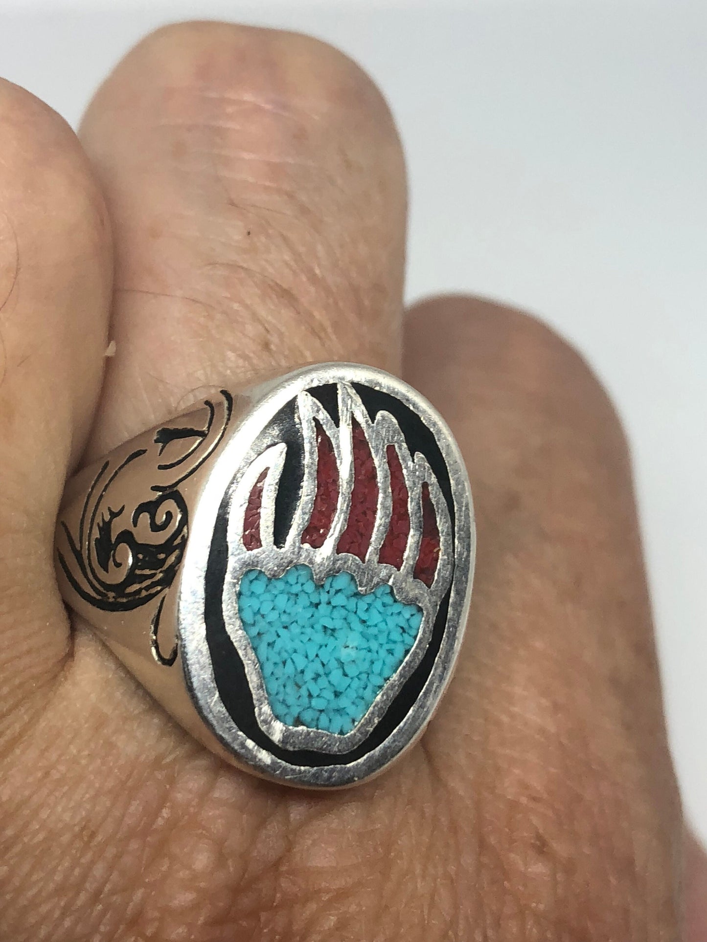 Vintage Native American Southwestern Style Turquoise Stone Inlay Mens Bear Paw Ring