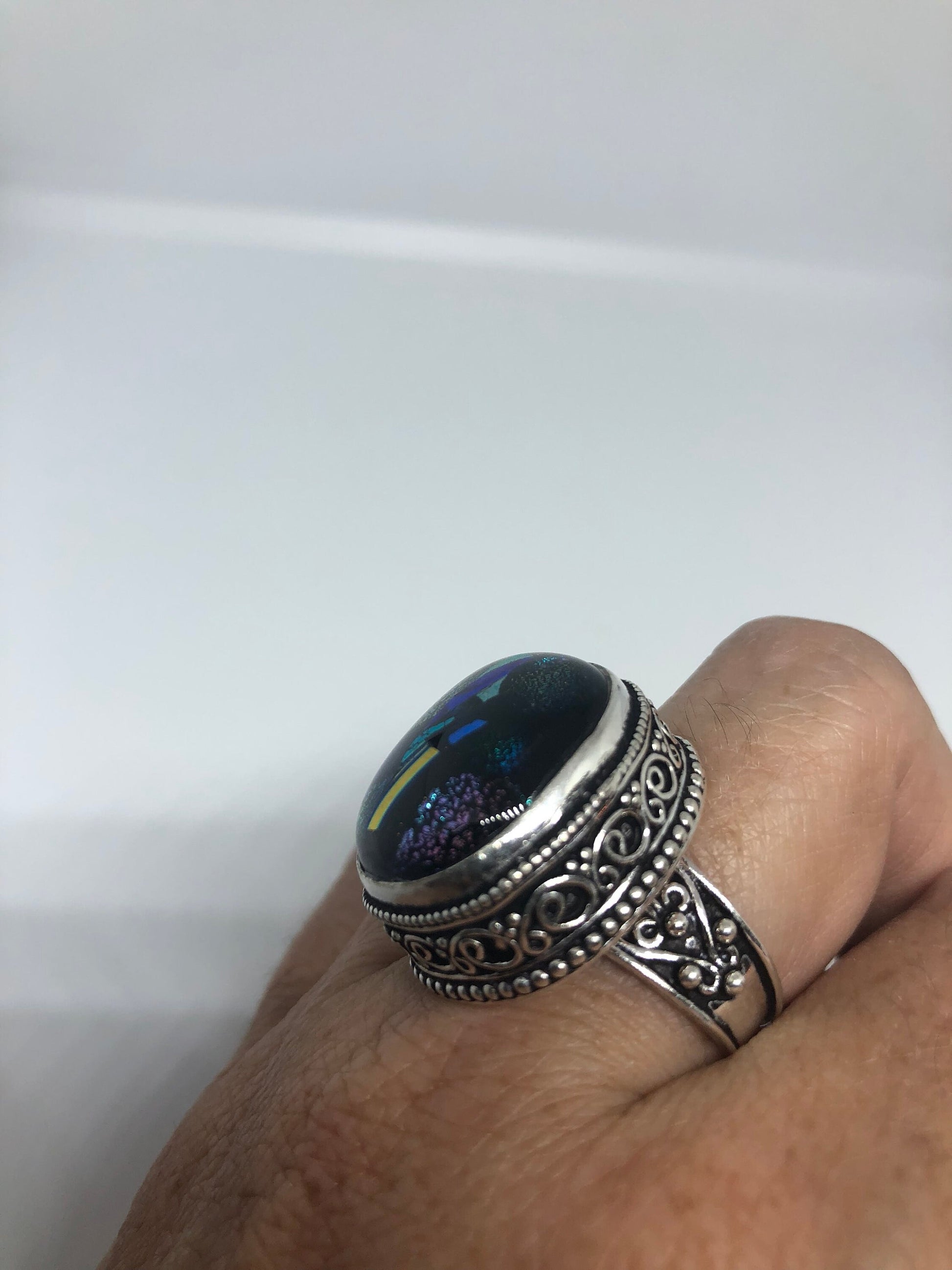 Vintage Vintage Art Glass Ring About an Inch Long Knuckle Ring