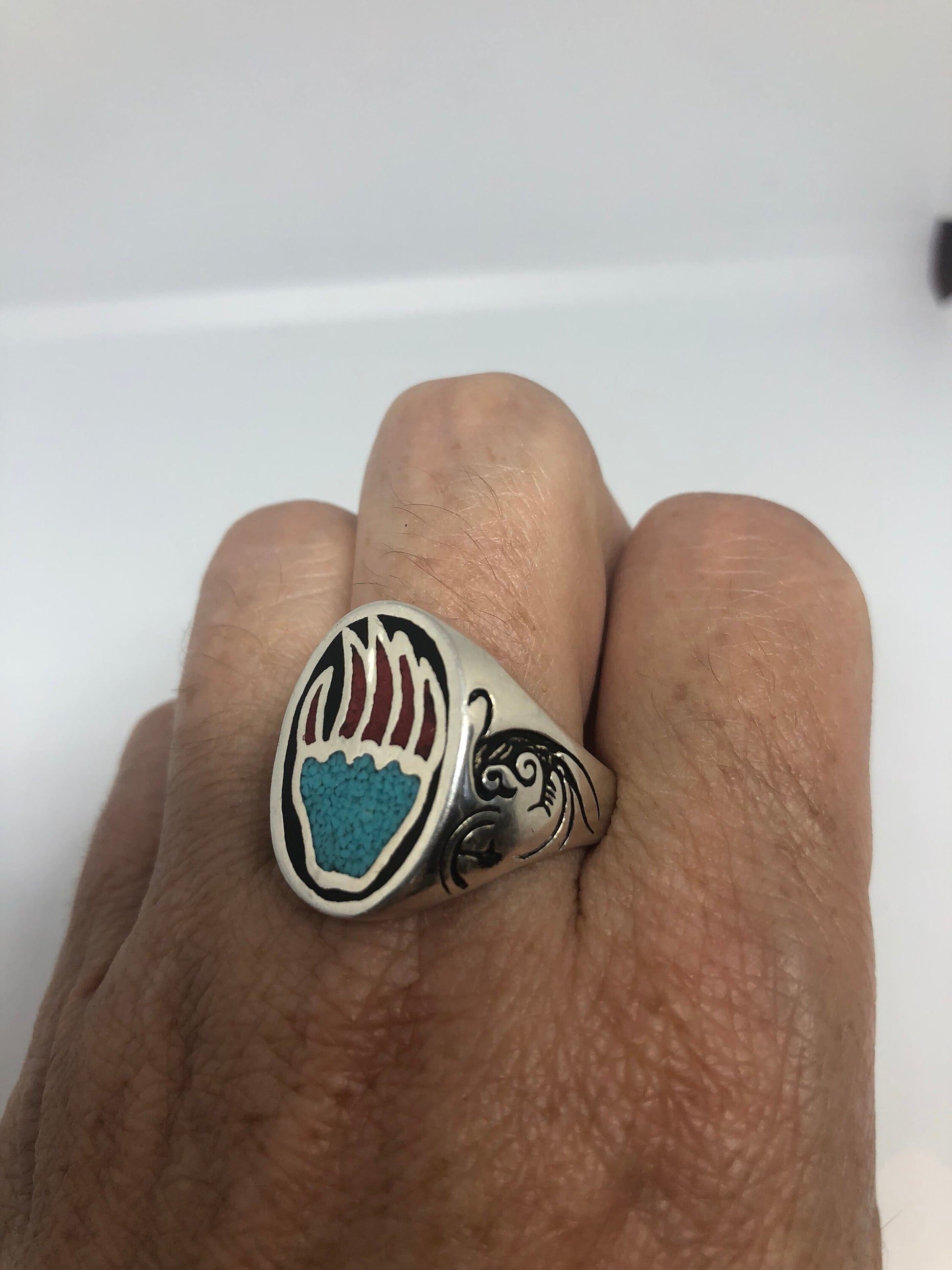 Vintage Native American Southwestern Style Turquoise Stone Inlay Mens Bear Paw Ring