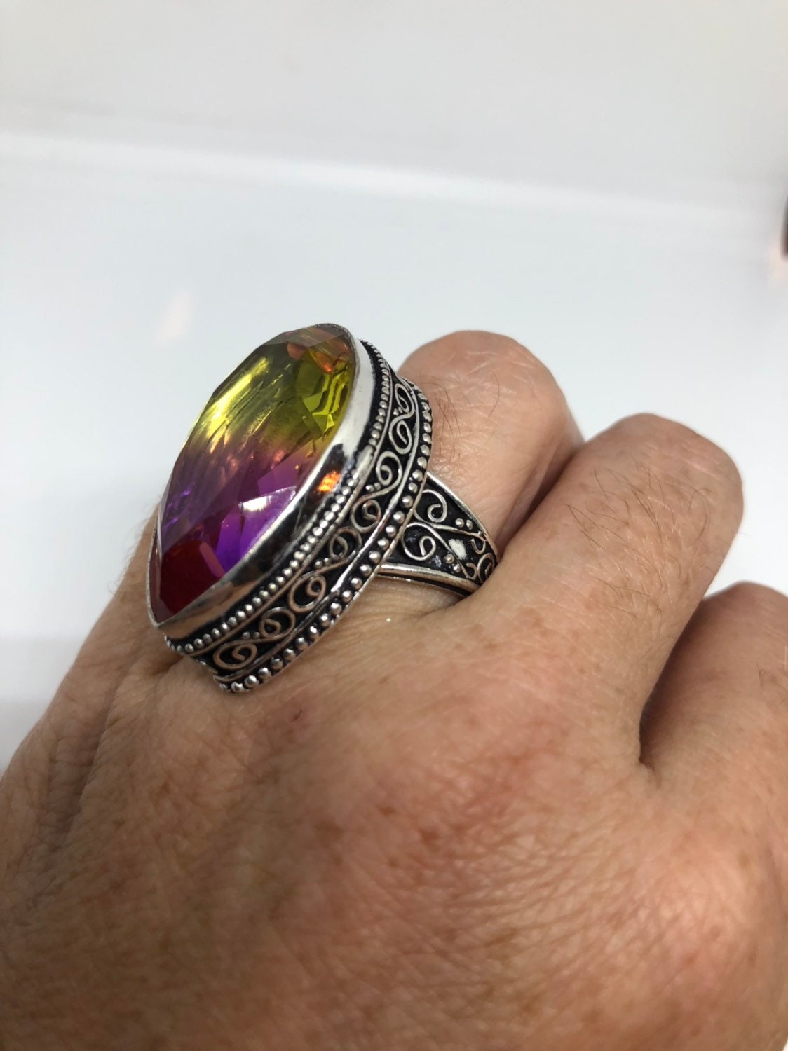 Vintage Purple fuchsia to Yellow Vintage Art Glass Ring About 1 Inch Long Knuckle Ring