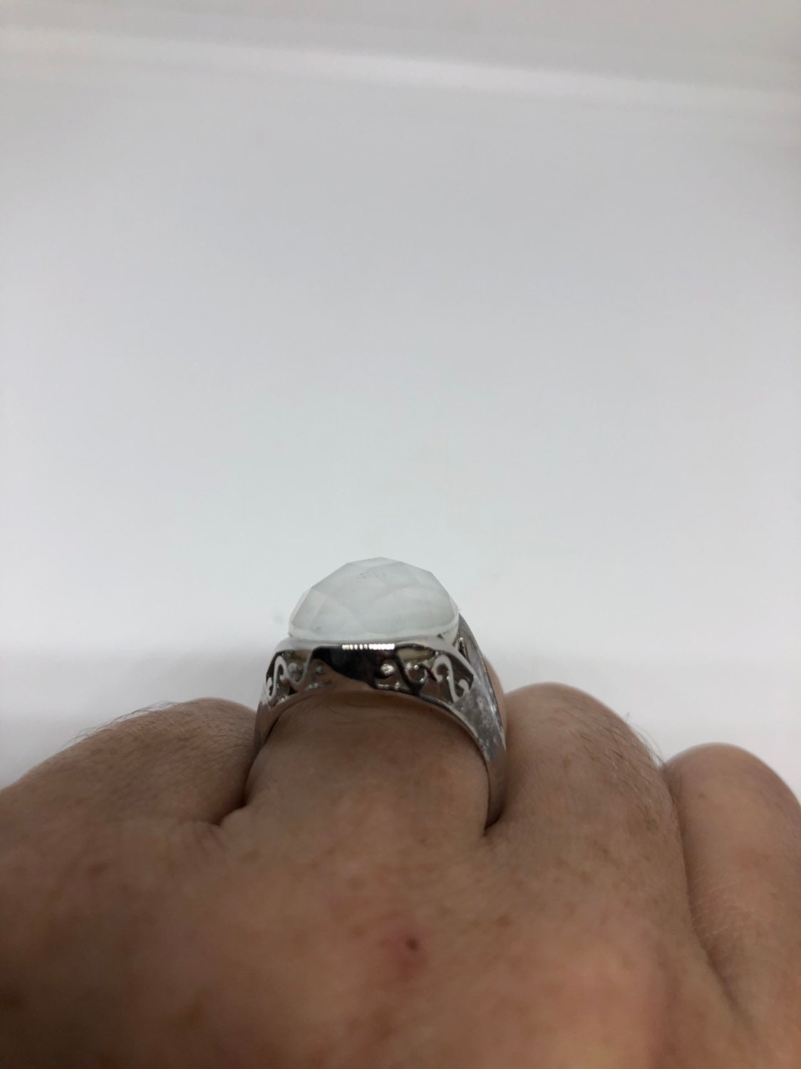 Vintage Mother of Pearl 925 Sterling Silver Ring