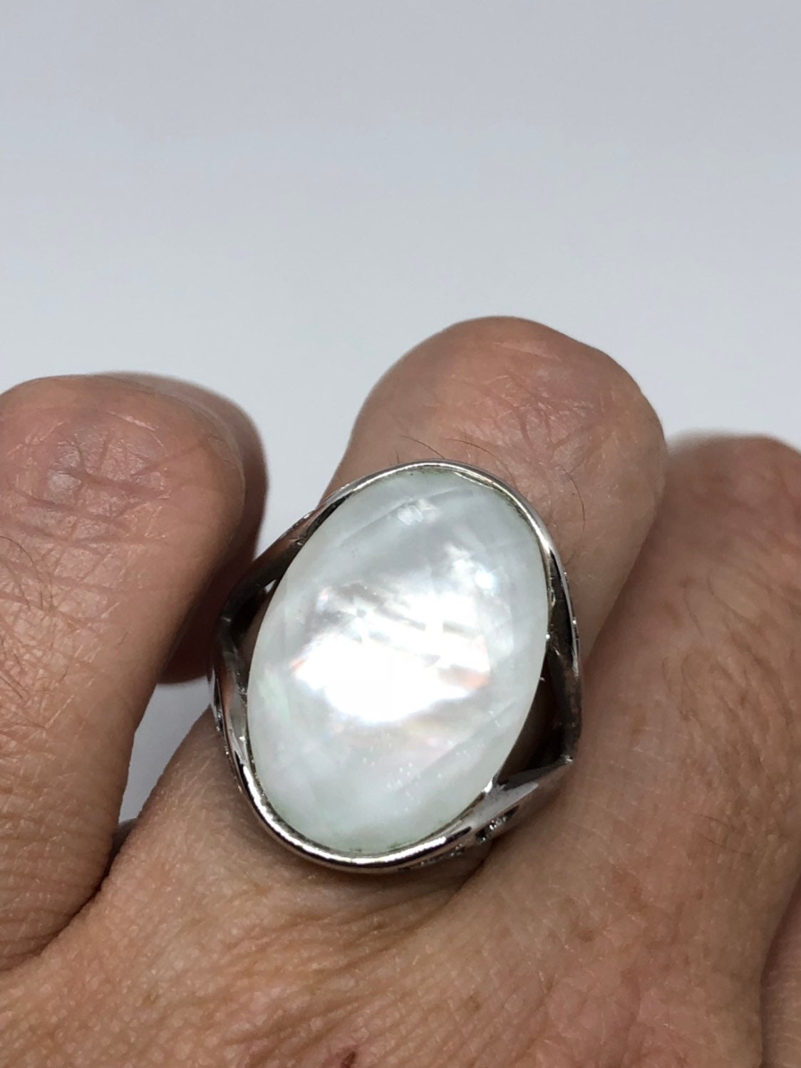 Vintage Mother of Pearl 925 Sterling Silver Ring