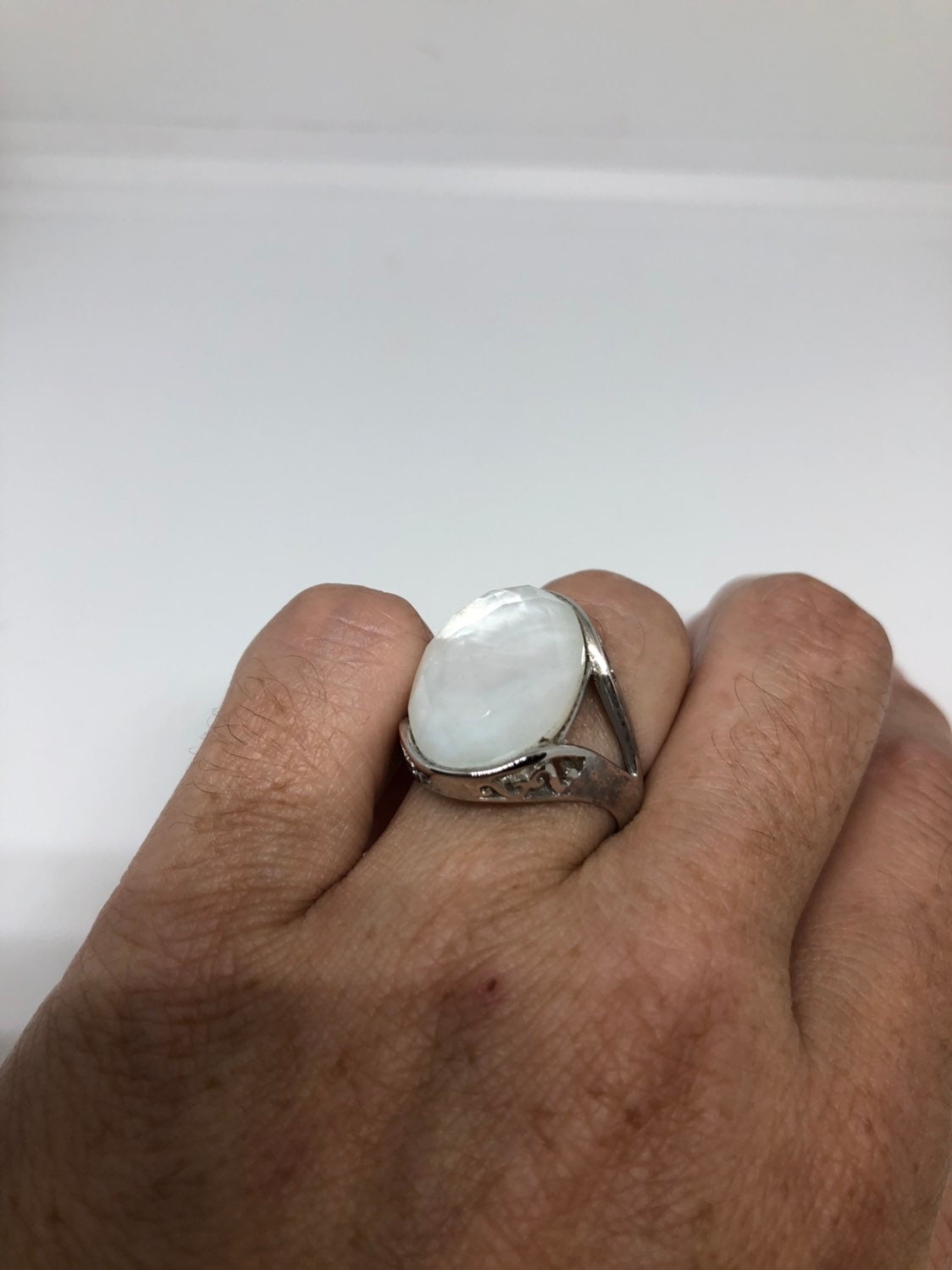 Vintage Mother of Pearl 925 Sterling Silver Ring