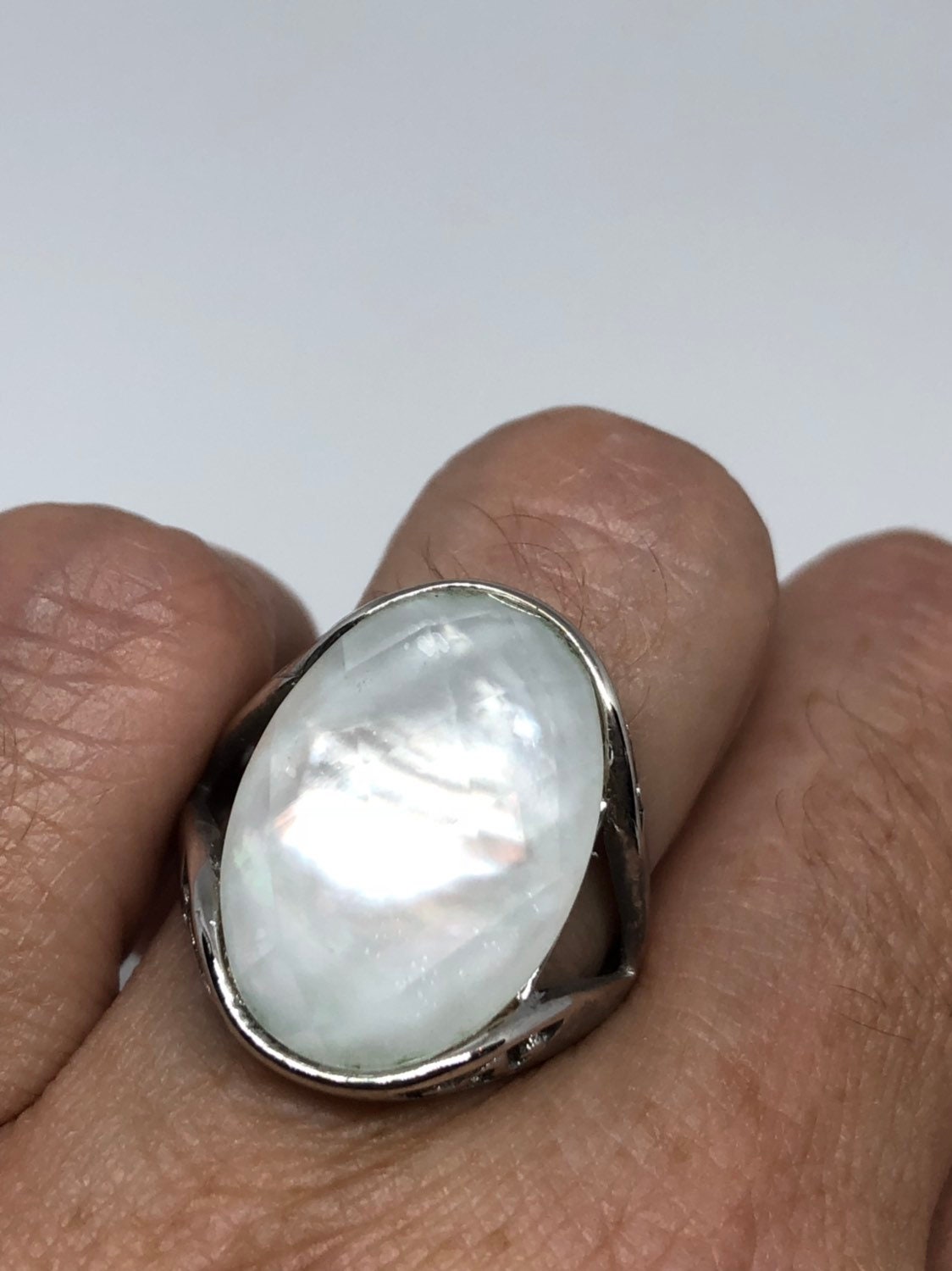 Vintage Mother of Pearl 925 Sterling Silver Ring