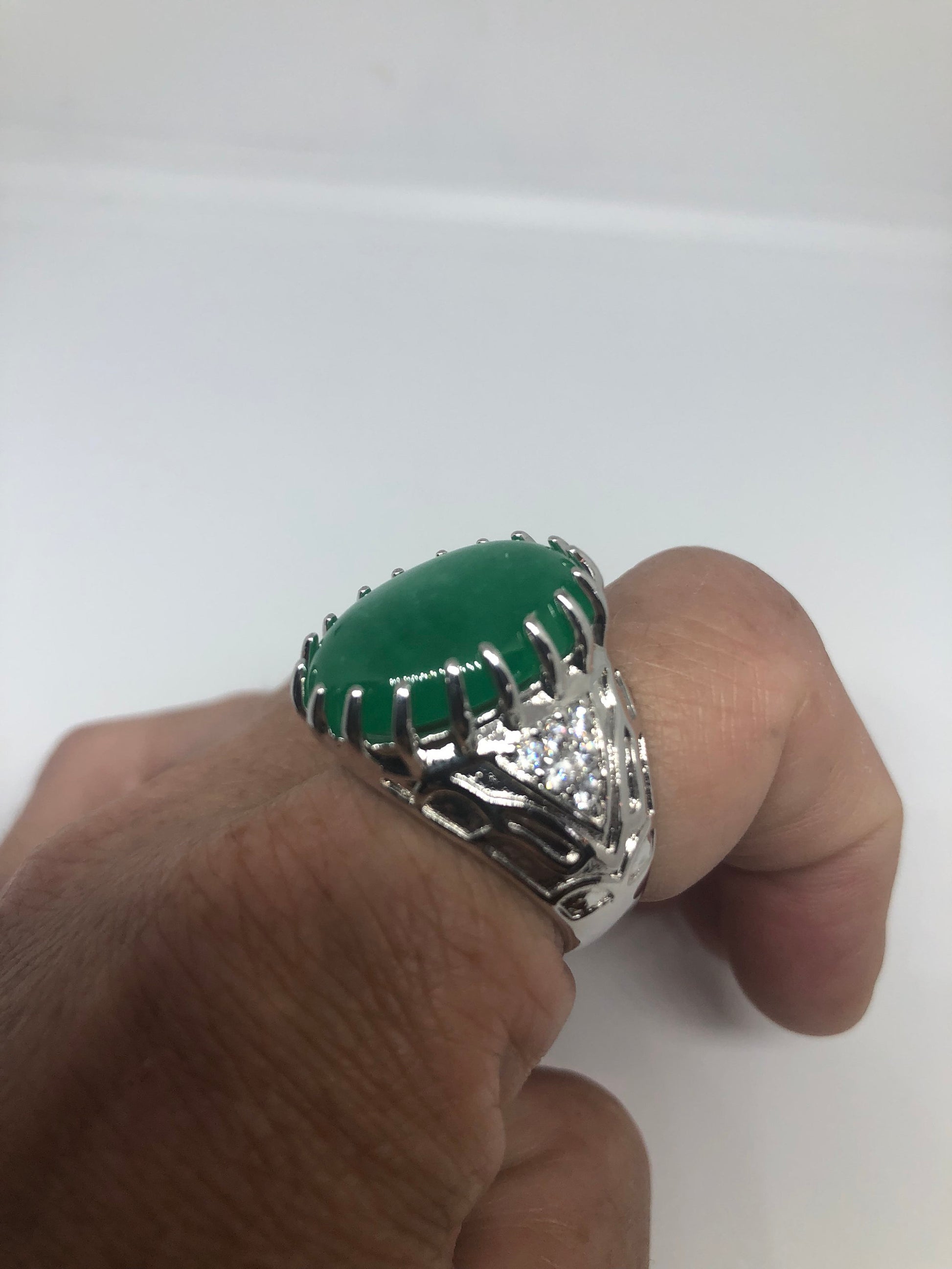 Vintage Lucky Green Nephrite Jade Ring