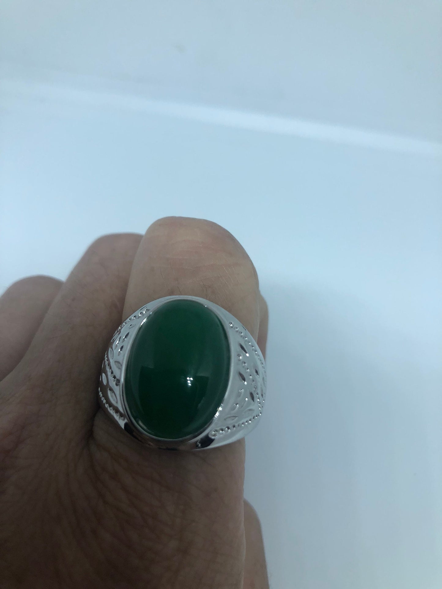 Vintage Lucky Green Nephrite Jade Ring