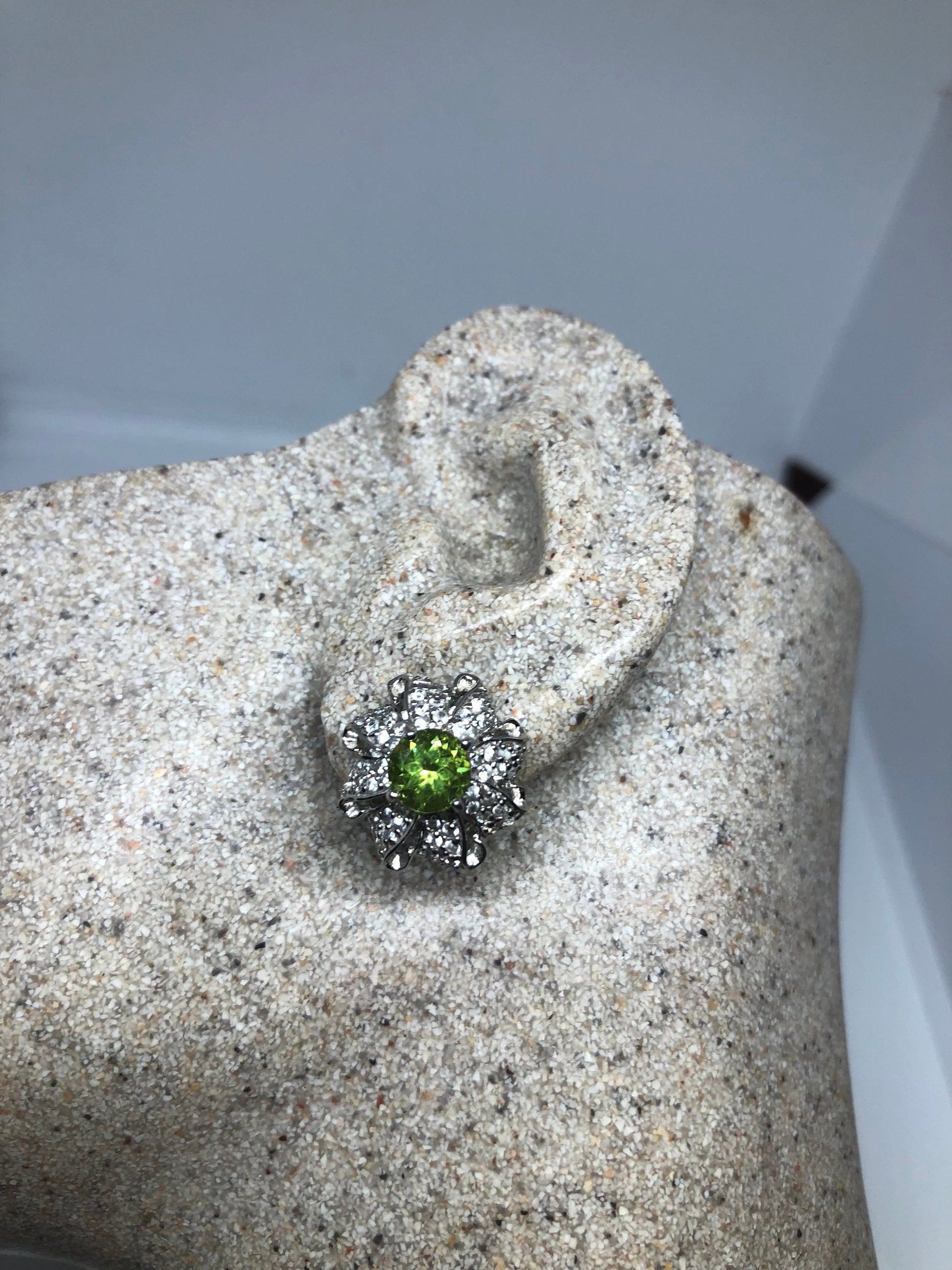 Vintage Green Peridot post 925 Sterling Silver button Earrings