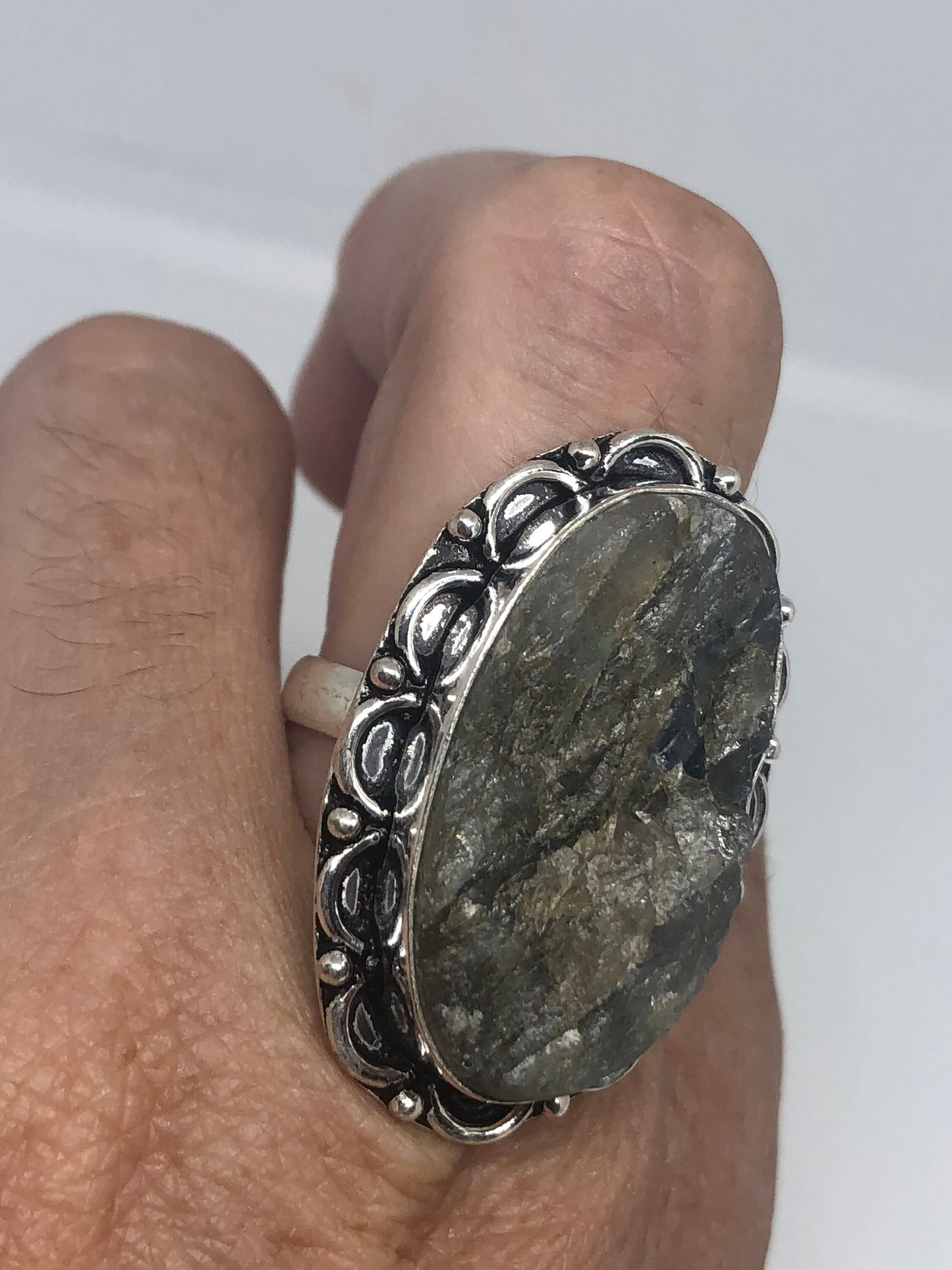 Vintage Large Blue Green Labradorite Stone Silver Ring