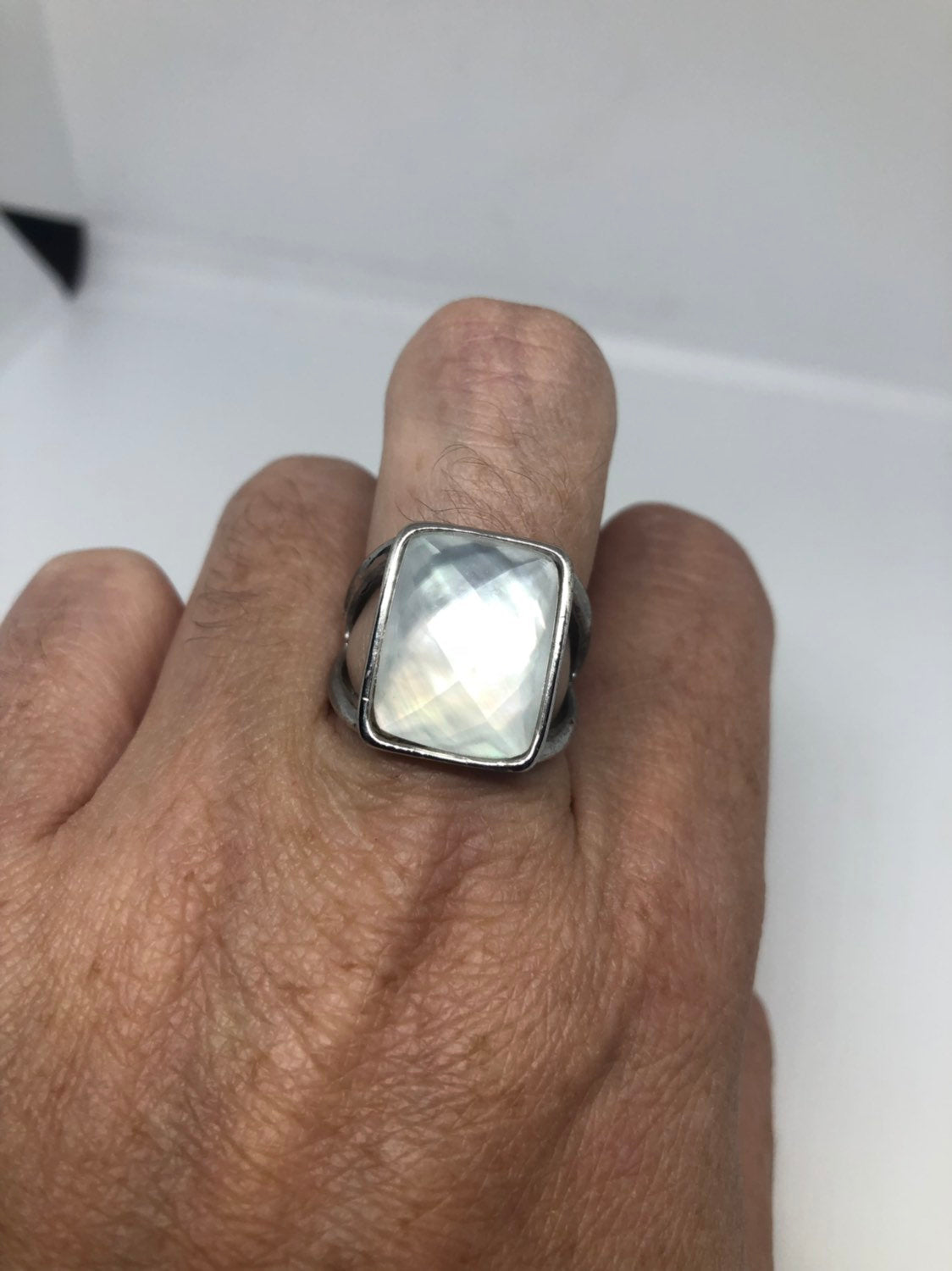 Vintage Mother of Pearl 925 Sterling Silver Ring