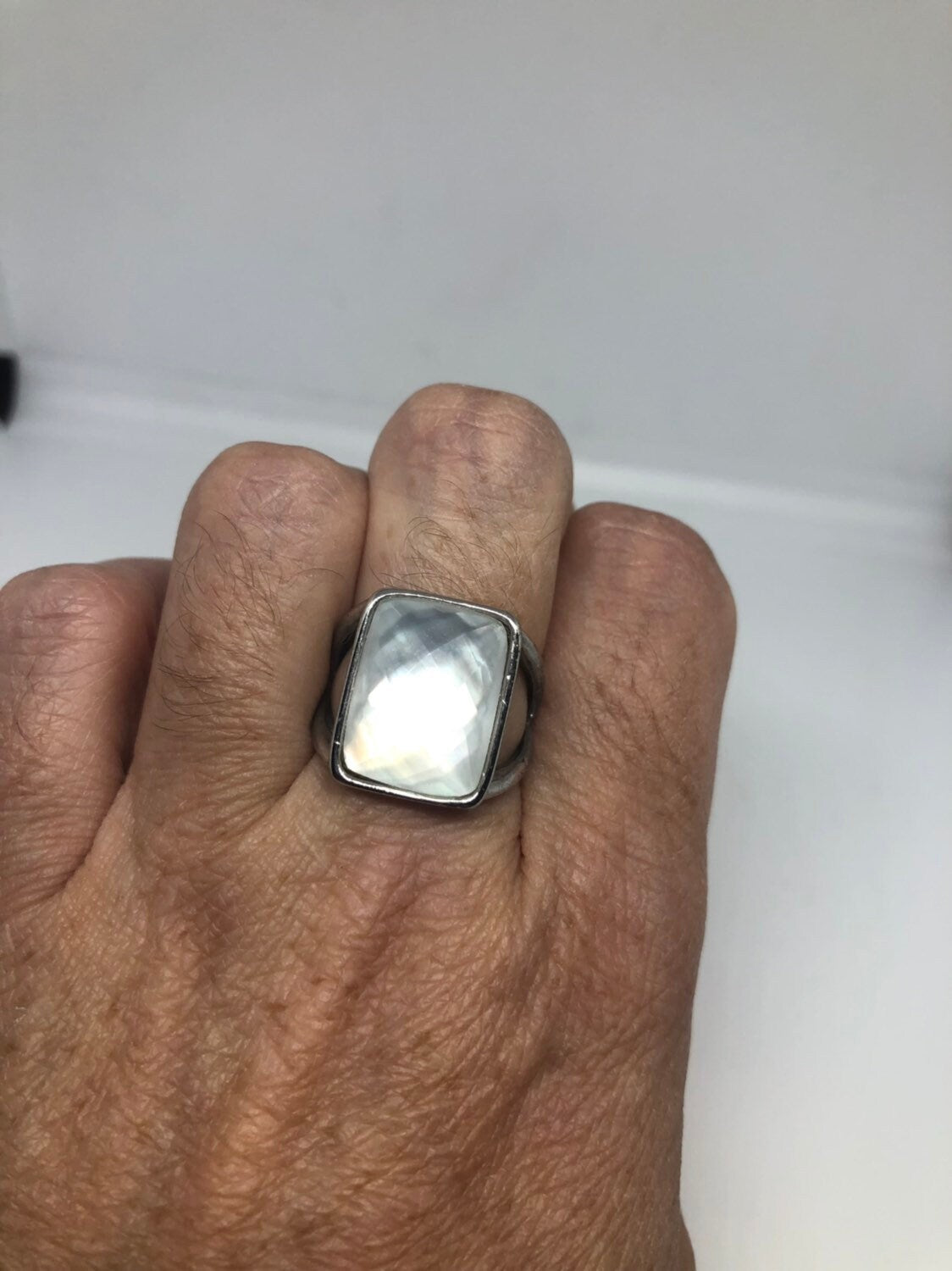 Vintage Mother of Pearl 925 Sterling Silver Ring