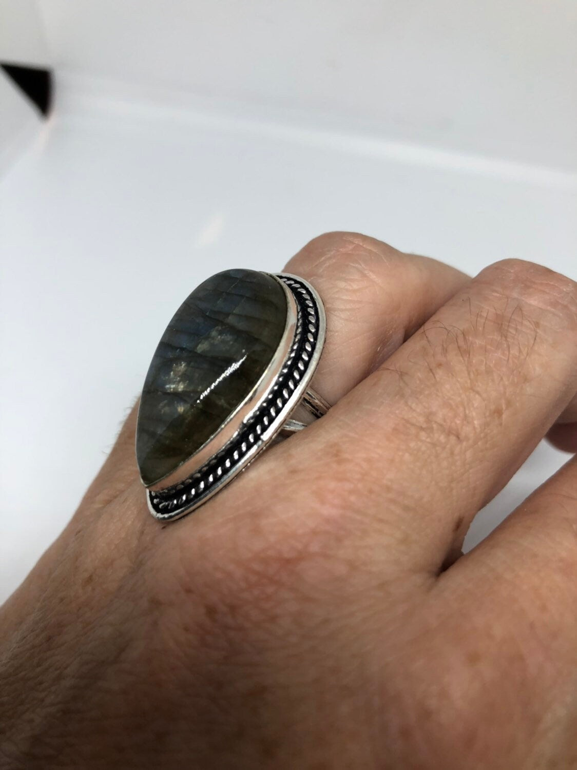 Vintage Large Labradorite Rainbow Moonstone Stone Silver Ring