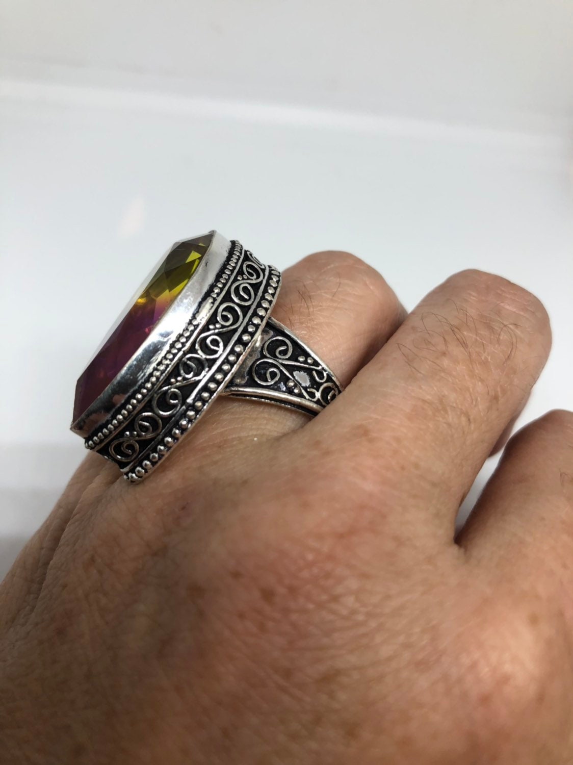 Vintage Purple fuchsia to Yellow Vintage Art Glass Ring About 1 Inch Long Knuckle Ring