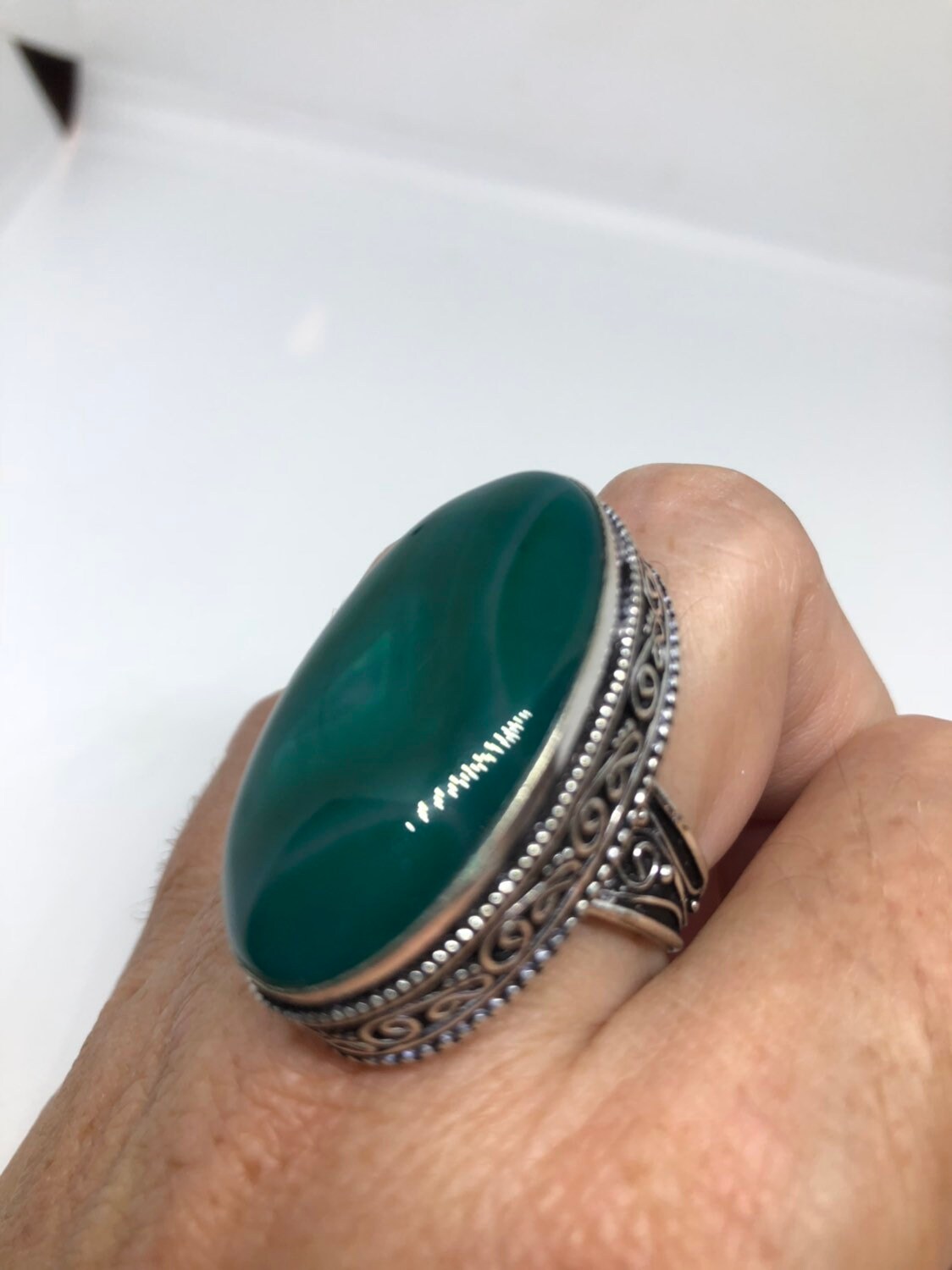 Vintage Green Agate Silver Ring About an Inch Long Knuckle Ring