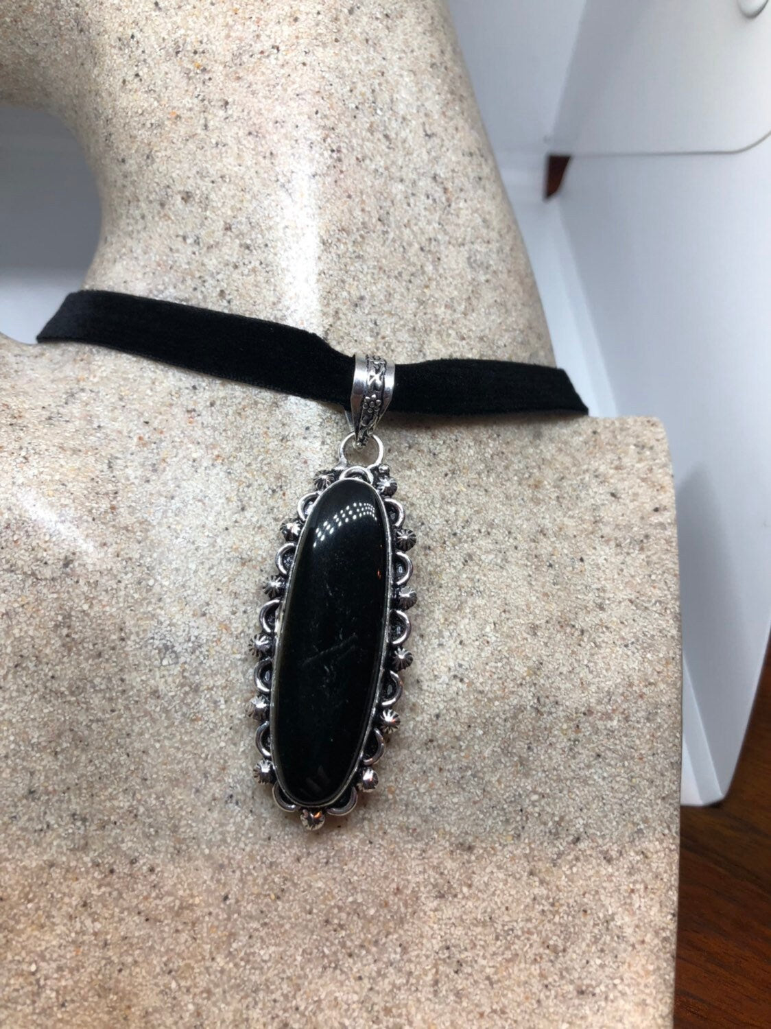 Vintage Silver Genuine Black Onyx Dangle Pendant Necklace