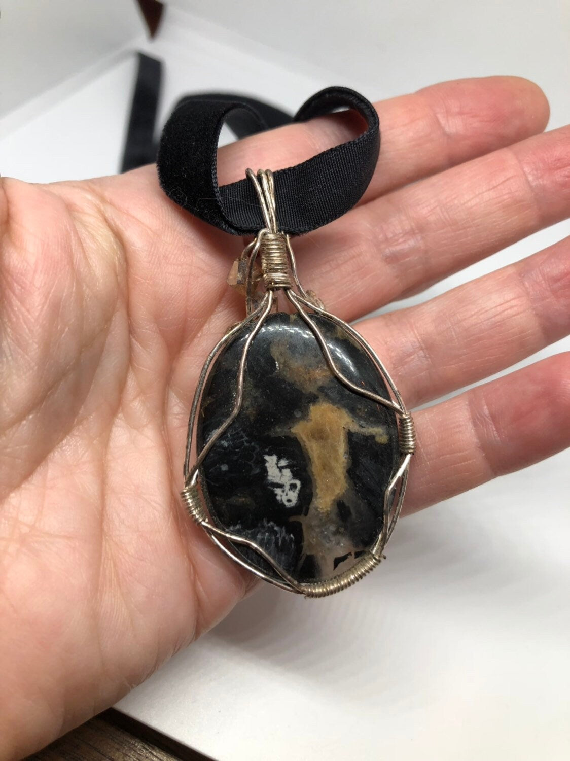 Vintage Handmade 925 Sterling Silver moss Agate Pendant