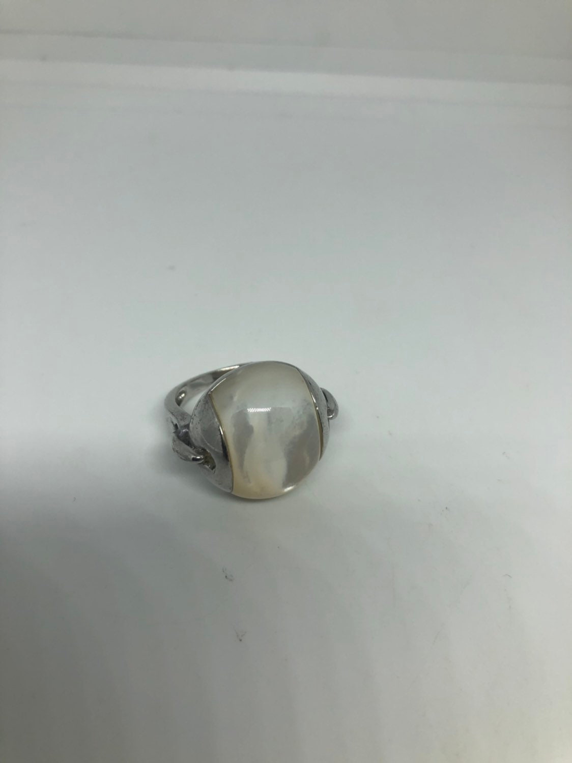 Vintage Mother of Pearl 925 Sterling Silver Ring