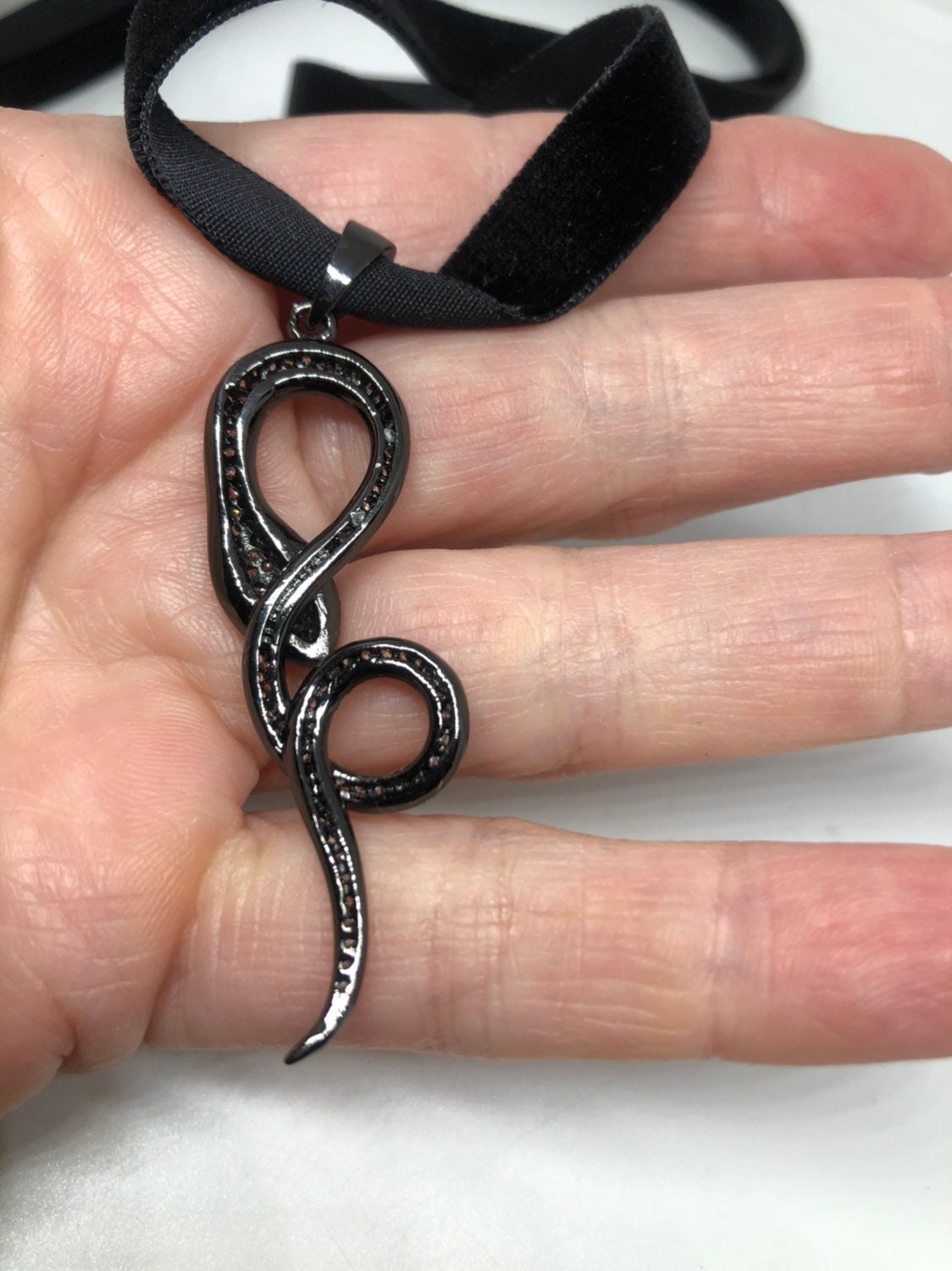 Handmade Gothic Styled Silver Finished Genuine Austrin Crystal Snake Choker Necklace