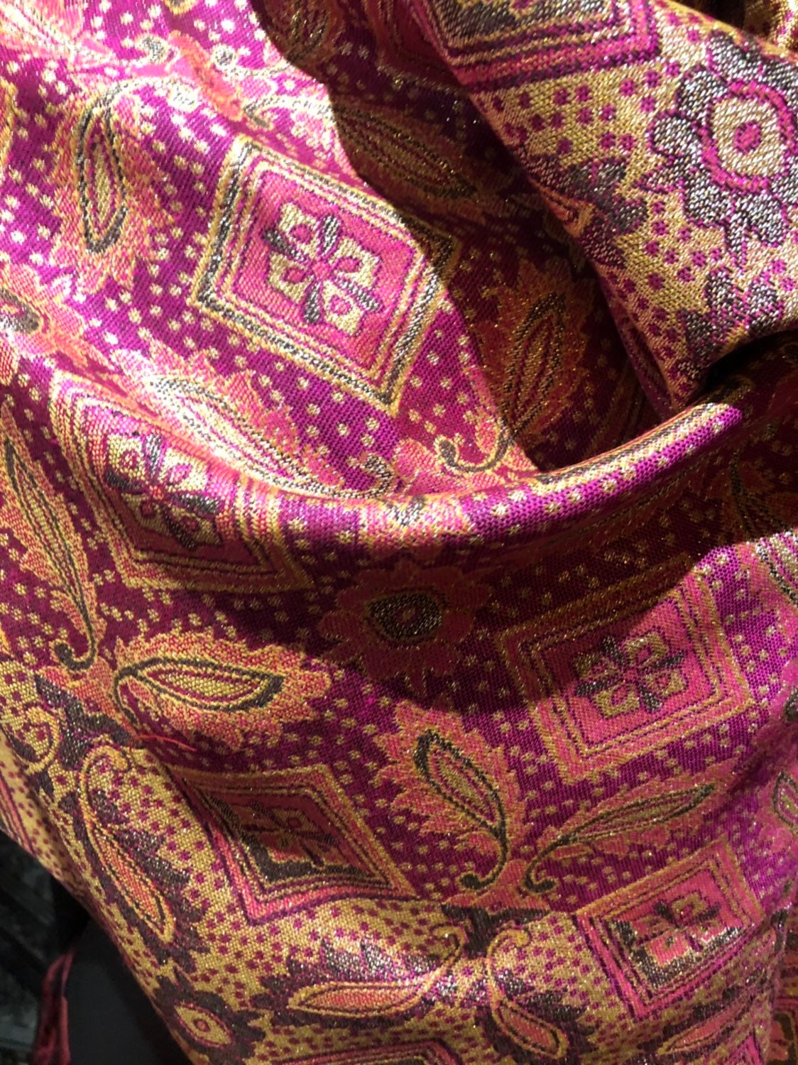 Vintage Magenta Pink Metallic Paisley Brocade Pashmina Scarf Wrap