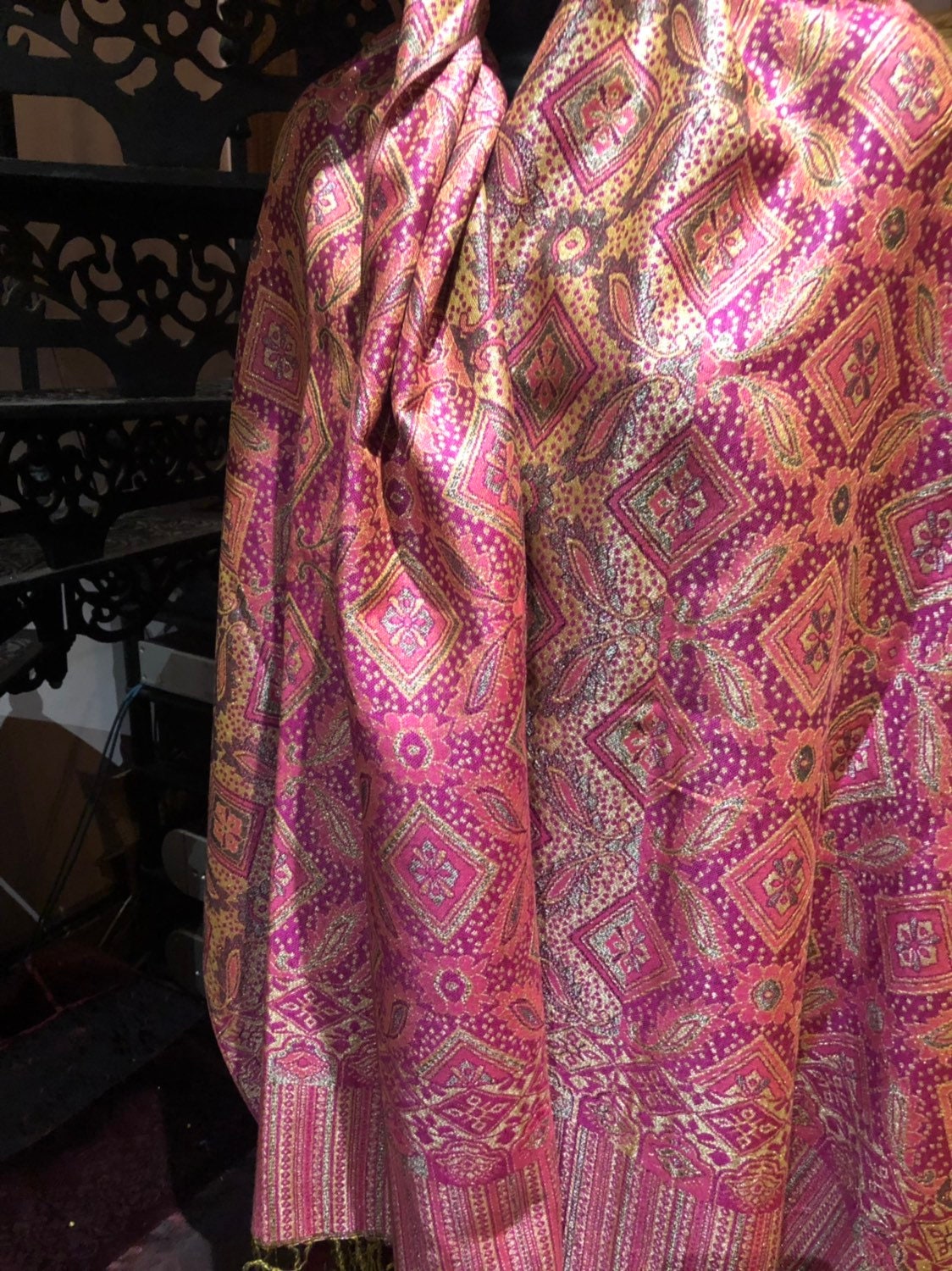 Vintage Magenta Pink Metallic Paisley Brocade Pashmina Scarf Wrap