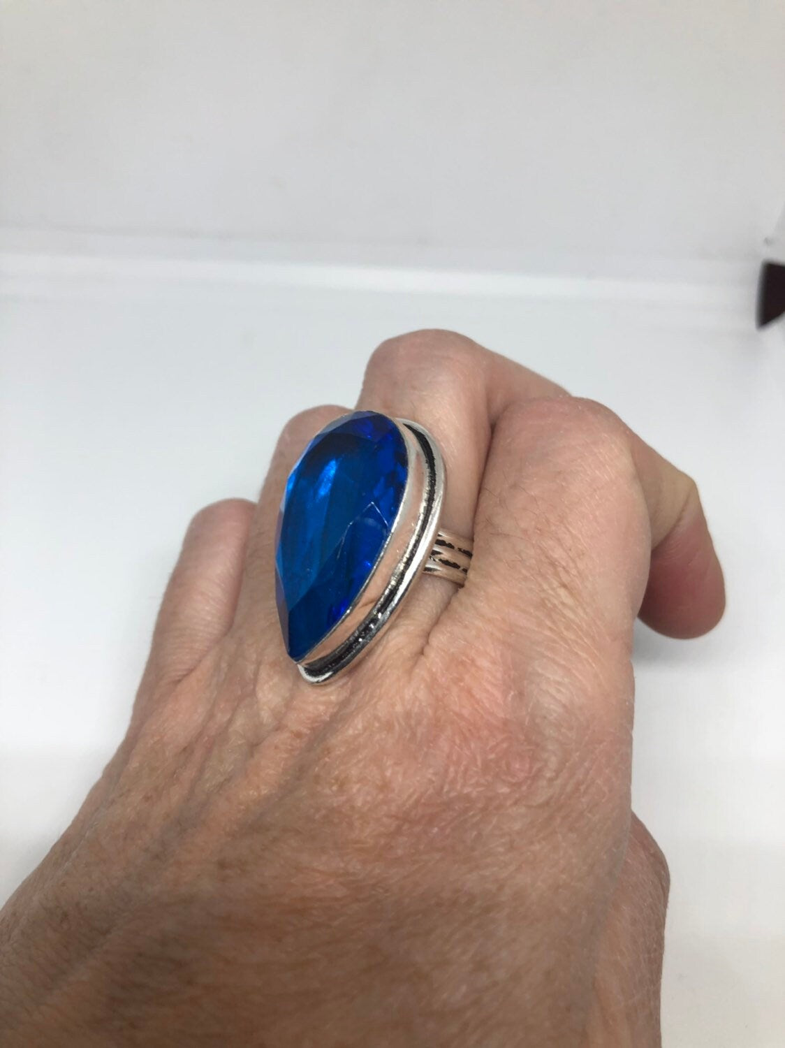 Vintage Aqua Turquoise Vintage Art Glass Ring 1.25 Long Knuckle Ring