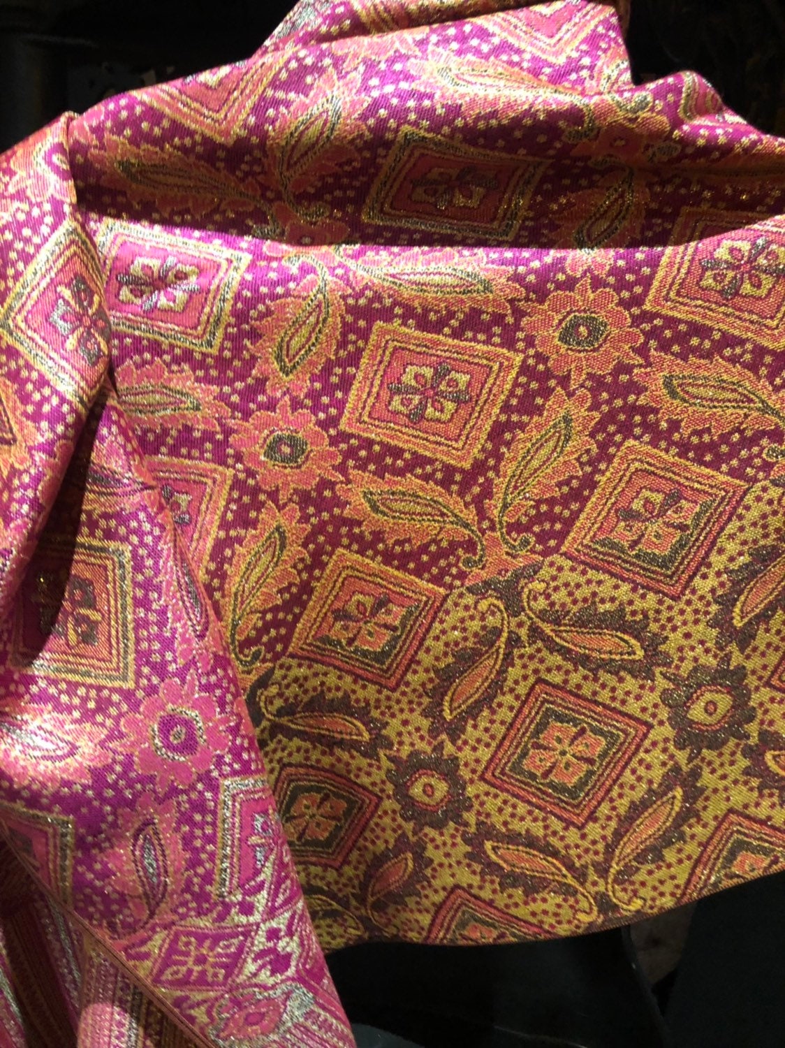 Vintage Magenta Pink Metallic Paisley Brocade Pashmina Scarf Wrap