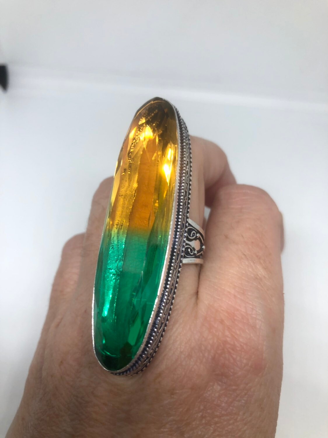 Vintage Green to yellow Vintage Art Glass Ring 2 Long Knuckle Ring