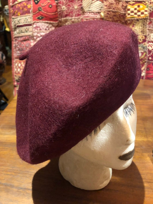 Vintage burgundy Wool Felt 10 in Beret Hat