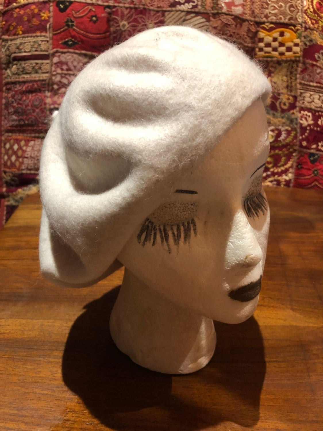 Vintage White Wool Felt 10 in Beret Hat