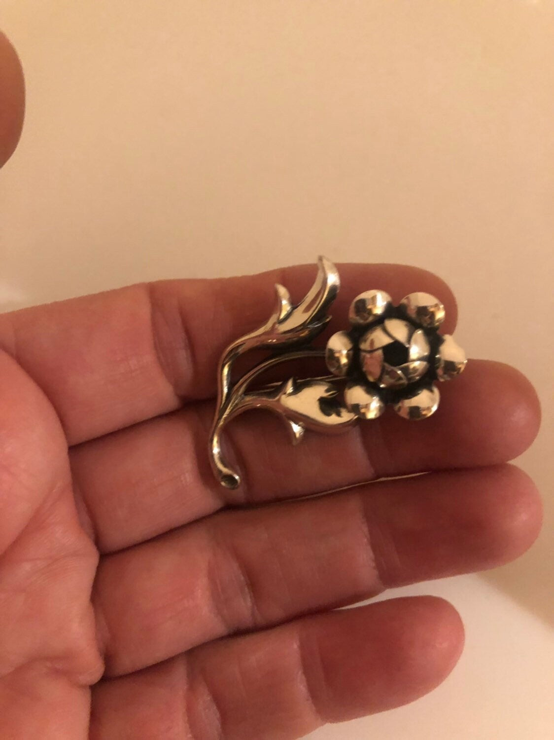 Vintage Hand Made Deco Flower 925 Sterling Silver Small Brooch Pin About an Inch