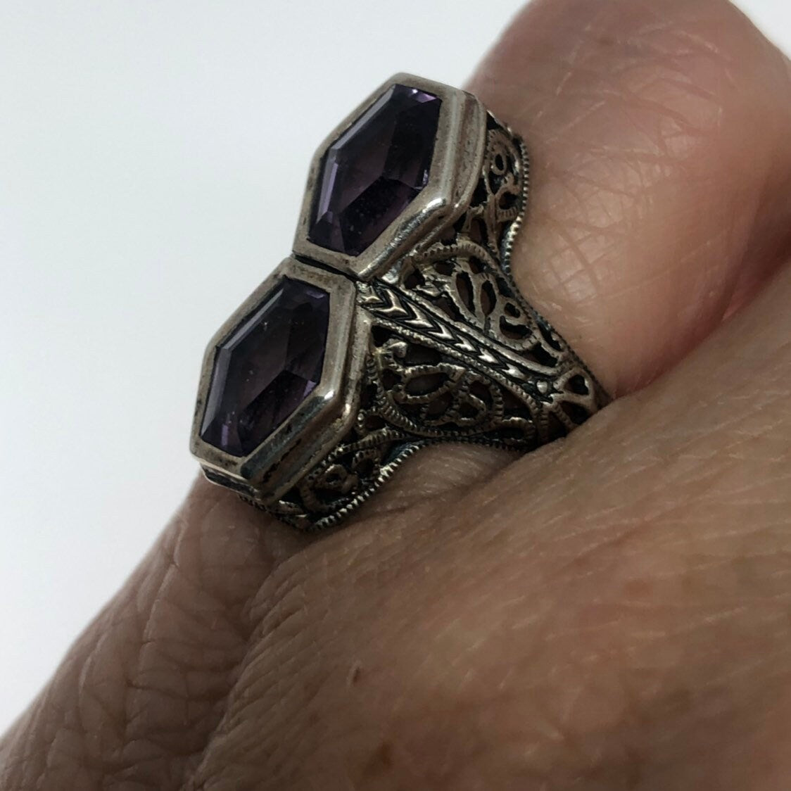 Vintage Handmade Deep Purple Genuine Amethyst Setting 925 Sterling Silver Gothic Ring