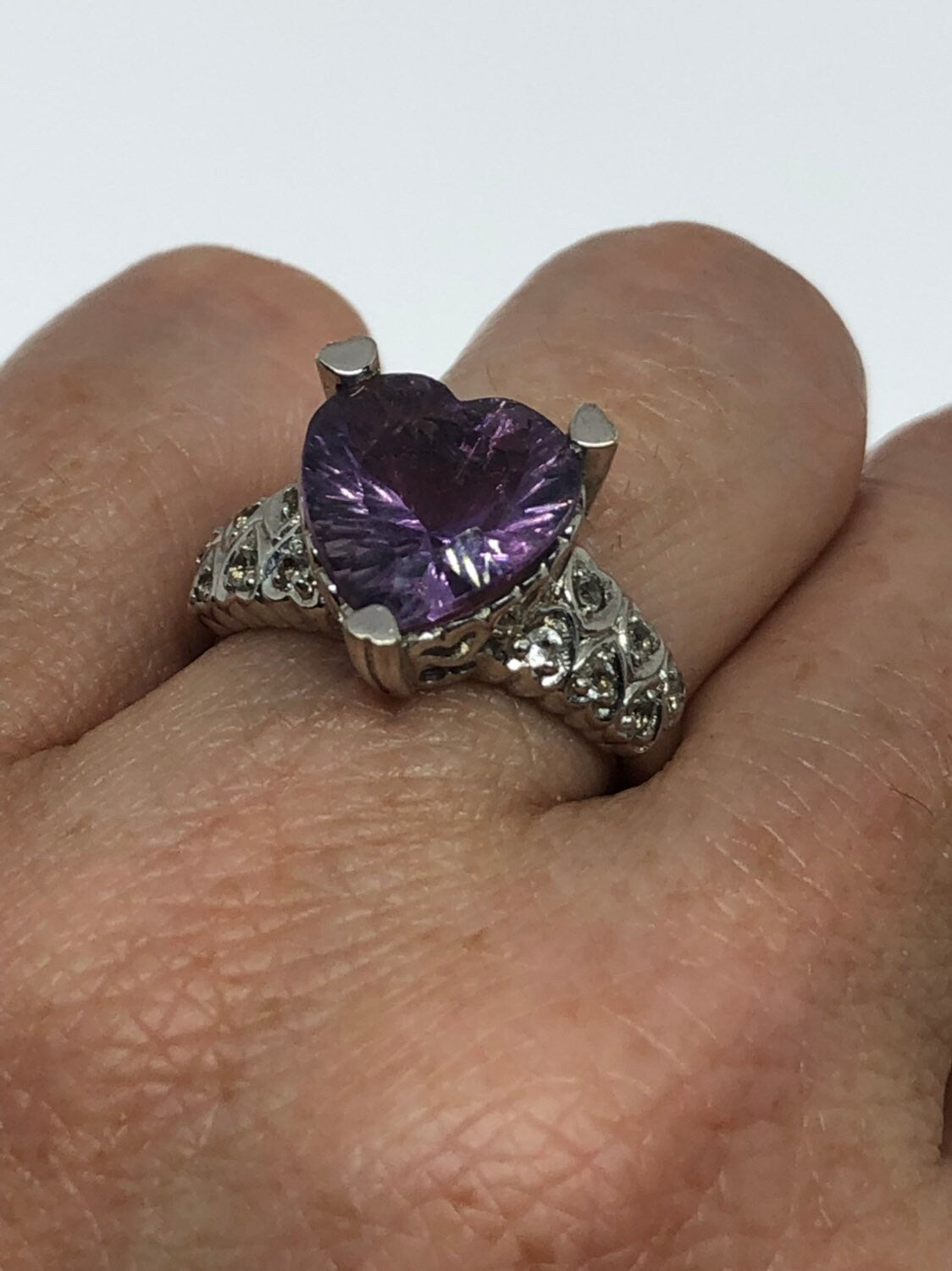 Vintage Handmade Deep Purple Genuine Amethyst Setting 925 Sterling Silver Gothic Ring